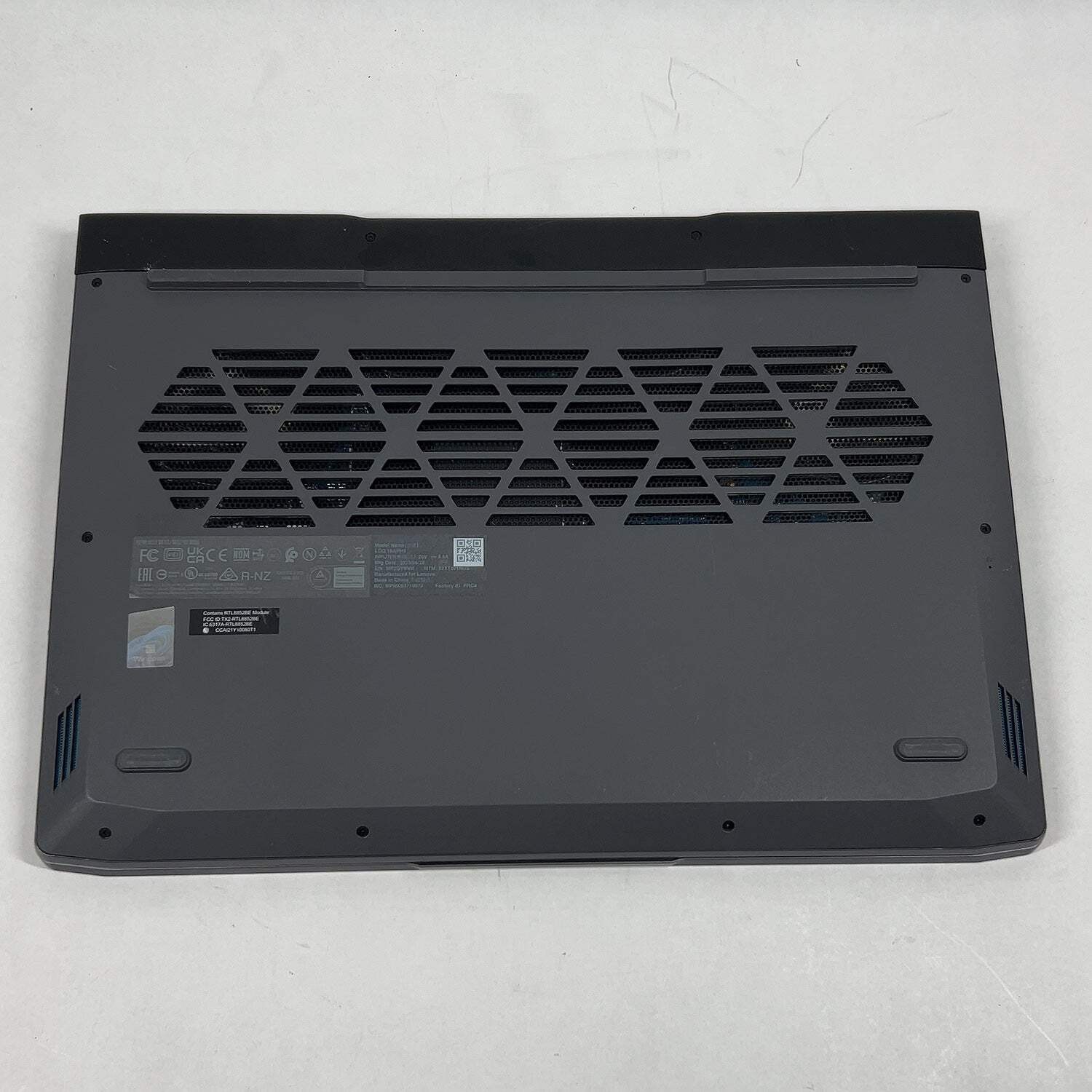 Lenovo LOQ 15 15.6″ Ryzen 7 7840HS 3.8GHz 8GB RAM 500GB GeForce RTX 4050