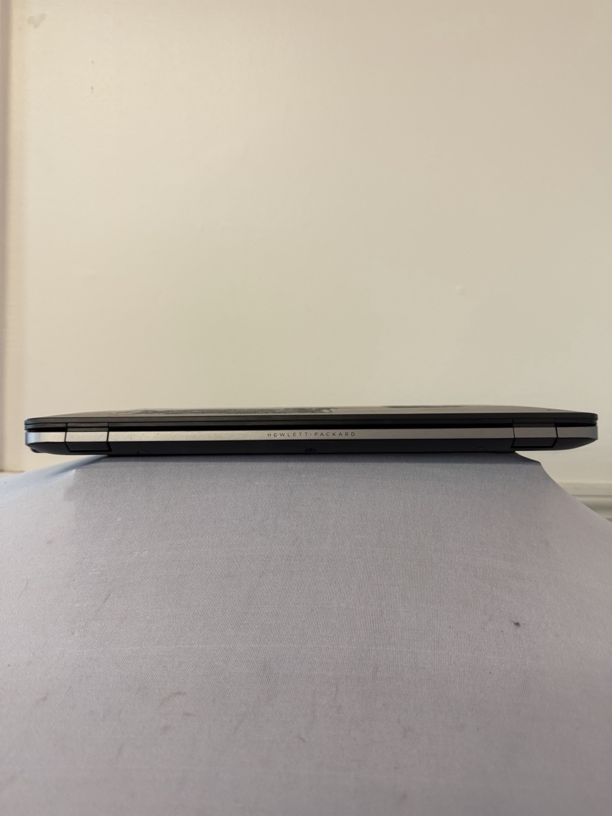 HP Elitebook 840 G1 Laptop – Good Screen – Intel i5-4300U – RAM 8 GB – Read Des