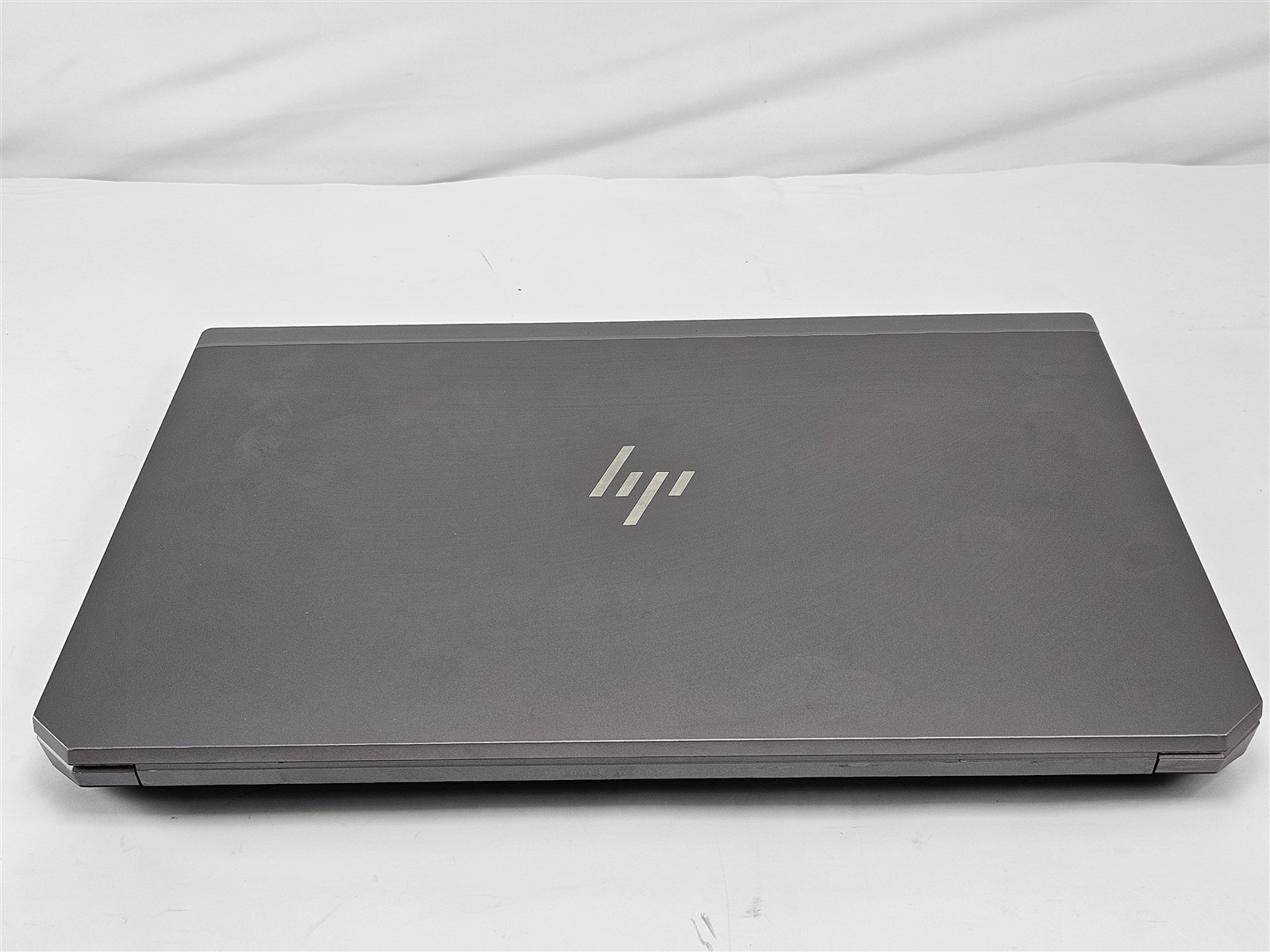 HP ZBook 17 G6 Intel Xeon E-2286M 64GB 1TB SSD 17.3″ Quadro RTX 4000