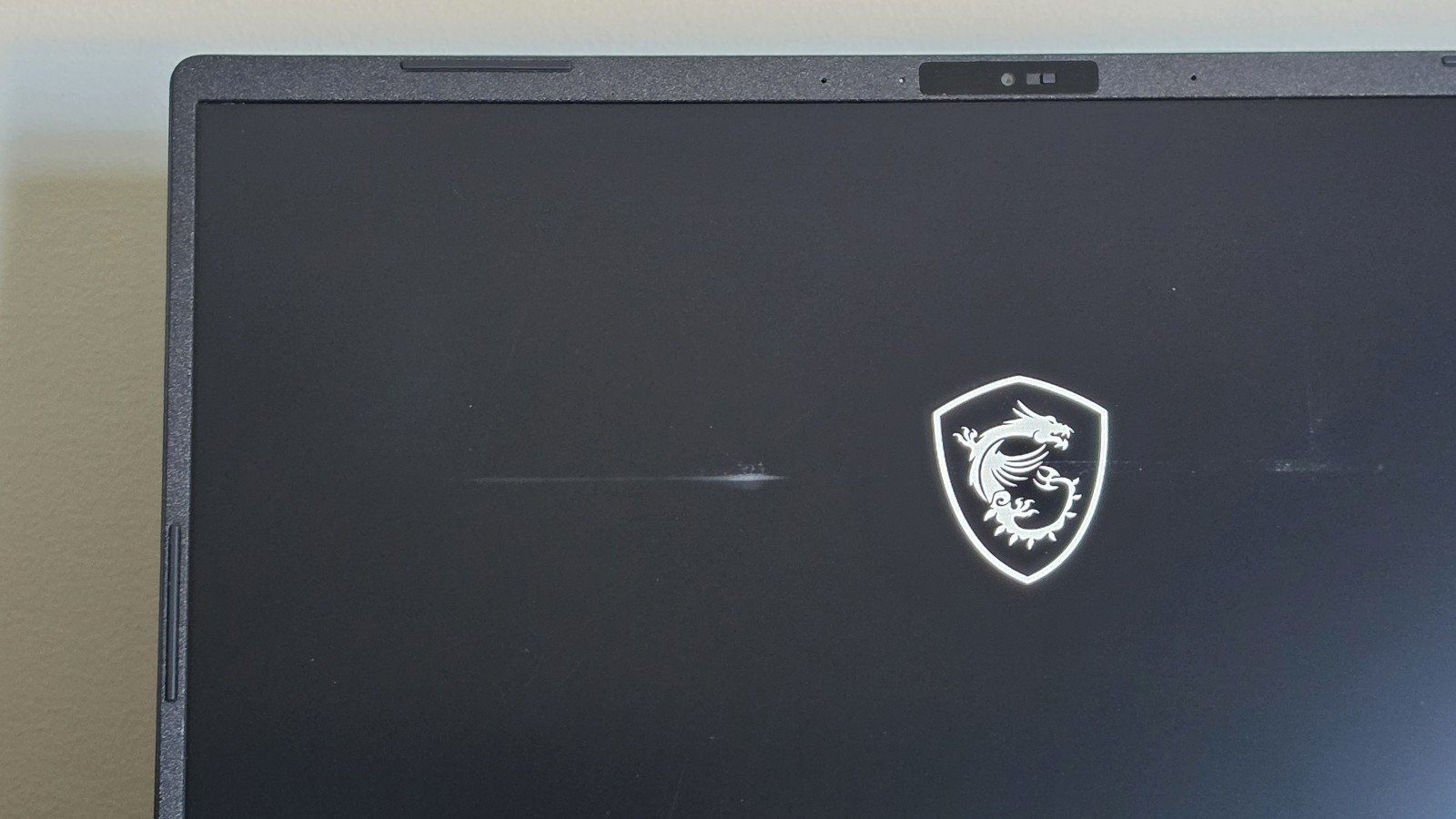 MSI CreatorPro M16 – 16″ FHD+ 144Hz – i7-14650HX – RTX 3000 – 32/1TB – ***READ**