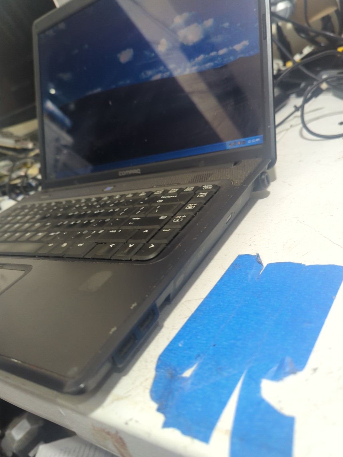 Compaq C700 Laptop( Xp-2gb Ram-32gb SSD – Wi-Fi – Dvd-dual Core-webcam)