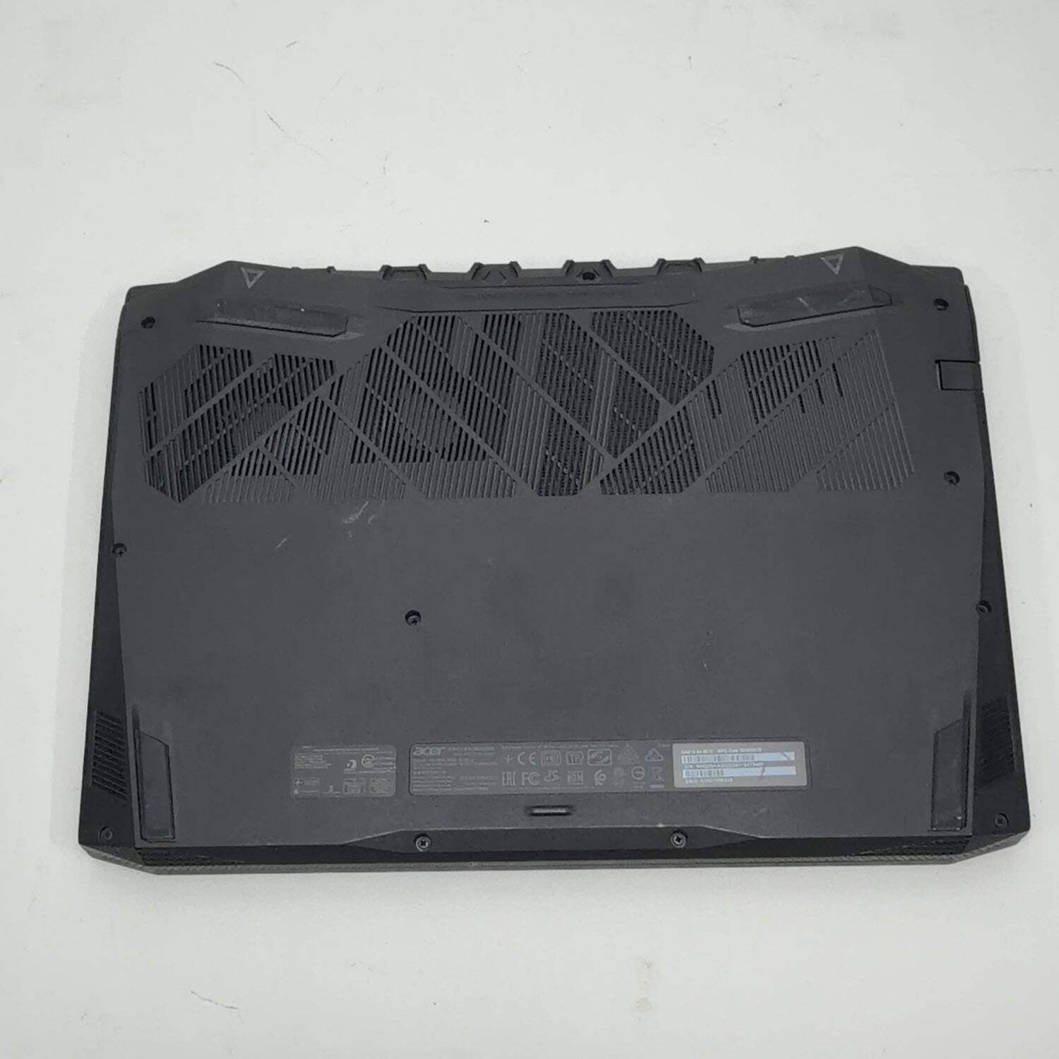 Acer Nitro 5 AN515-54 15.6″ i5-9300H 2.4GHz 8GB RAM 256GB SSD GeForce GTX 1650