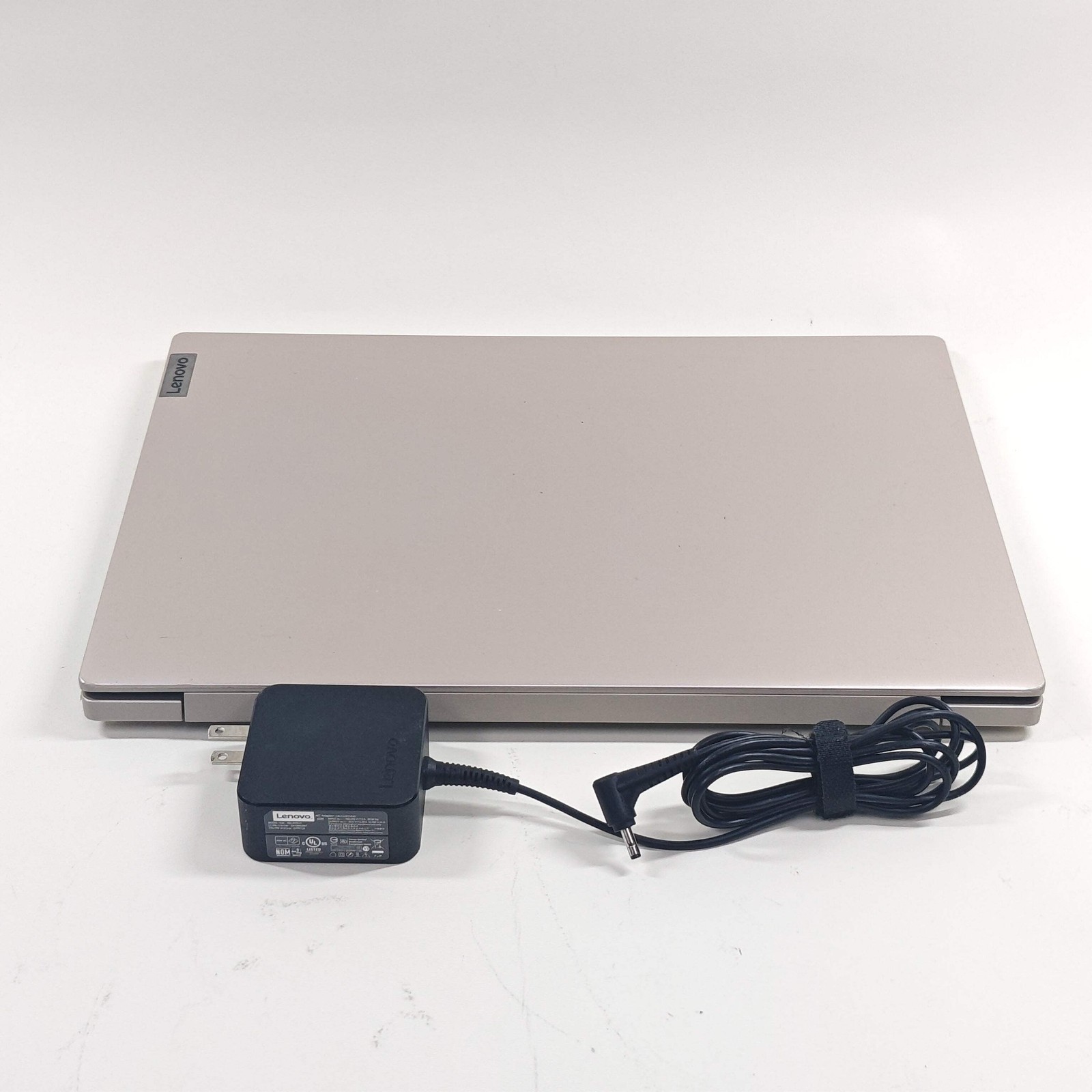 Lenovo Ideapad 3 15IML05 15.6″ Pentium Gold 6405U 2.4GHz 4GB RAM 1TB HDD