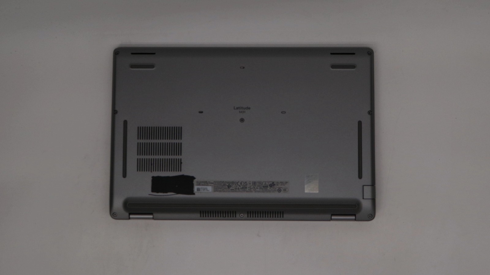 Dell Latitude 5431 13″ i7-1270p 32GB 512GB – Very Good