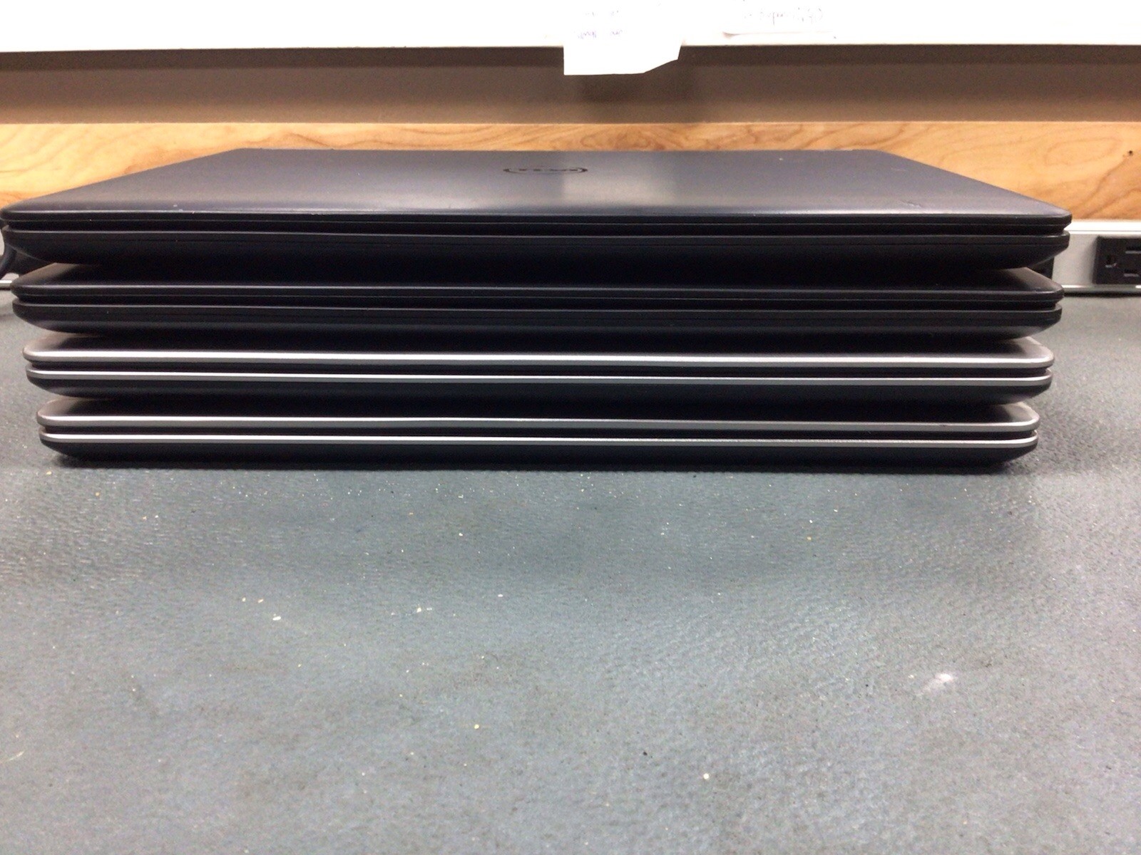 Lot 4x Dell Latitude E7240/E7250 | i7-4th/5th | 8gb Ram | No Drives/OS