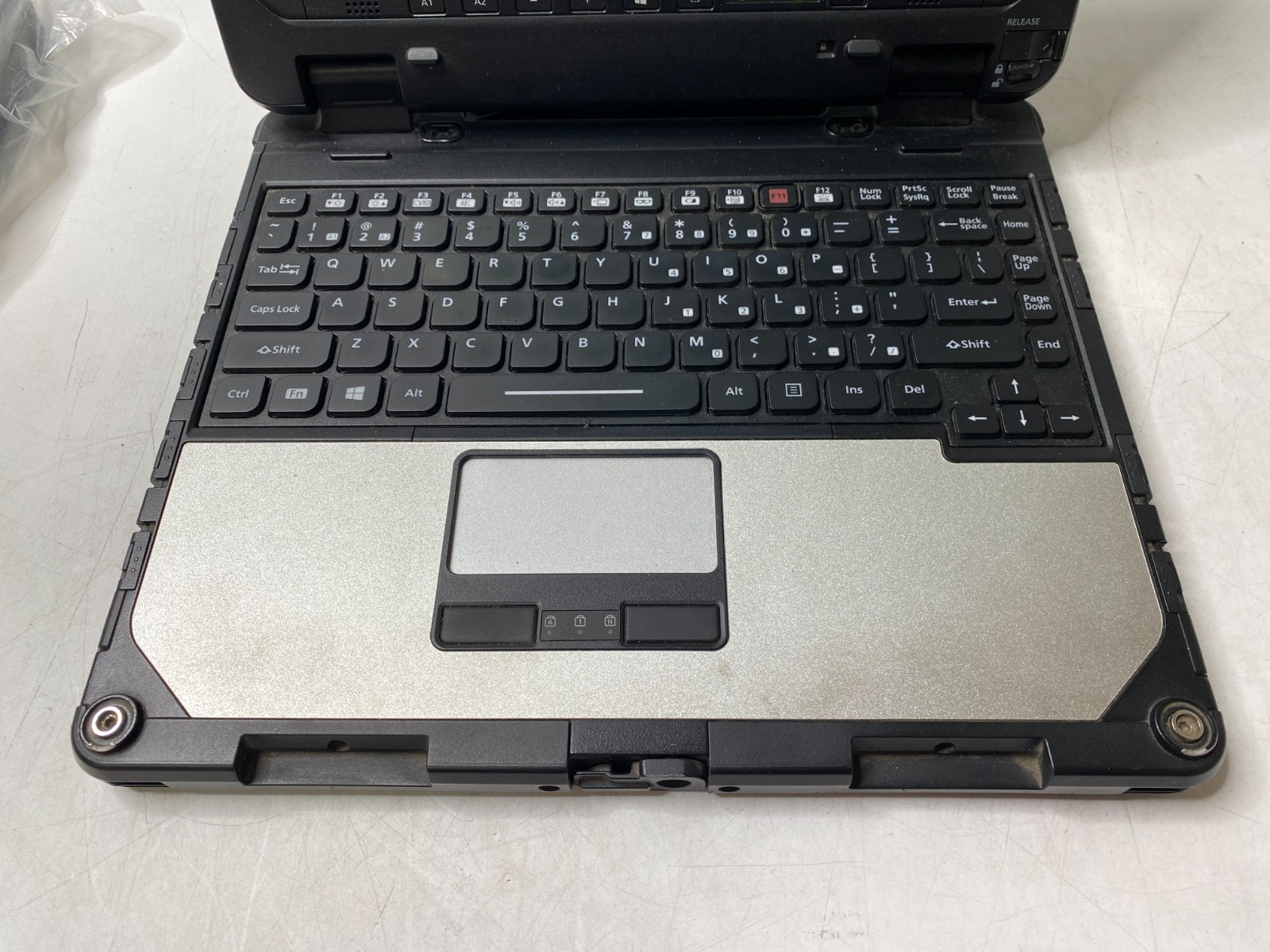 Panasonic Toughbook CF-33 Touch i5-7300U 16GB RAM 512GB SSD W11P 102% Battery