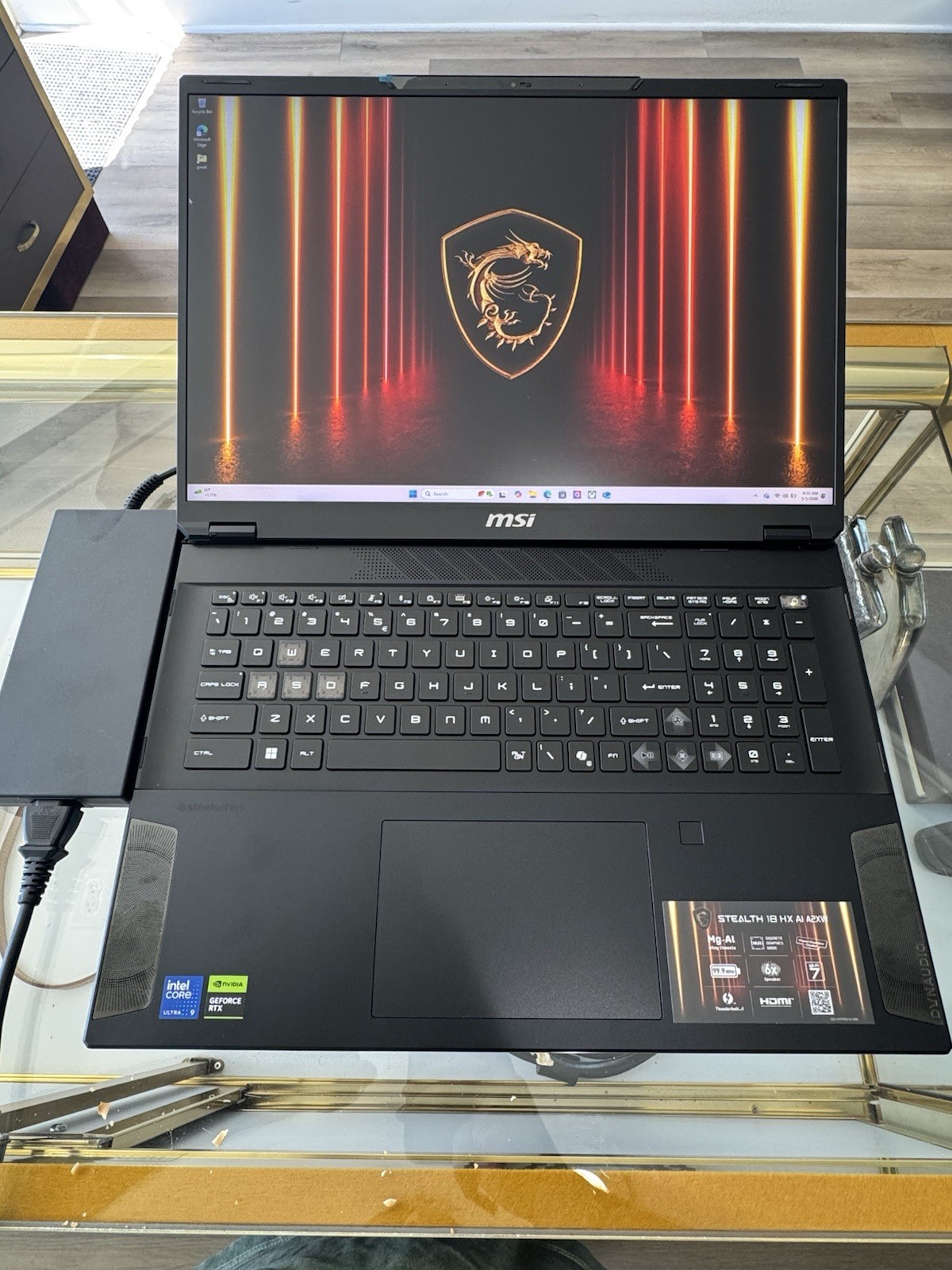 MSI Stealth 18 HX AI – RTX 5080 / 64GB / 2TB – Gaming Laptop – New OPEN BOX –