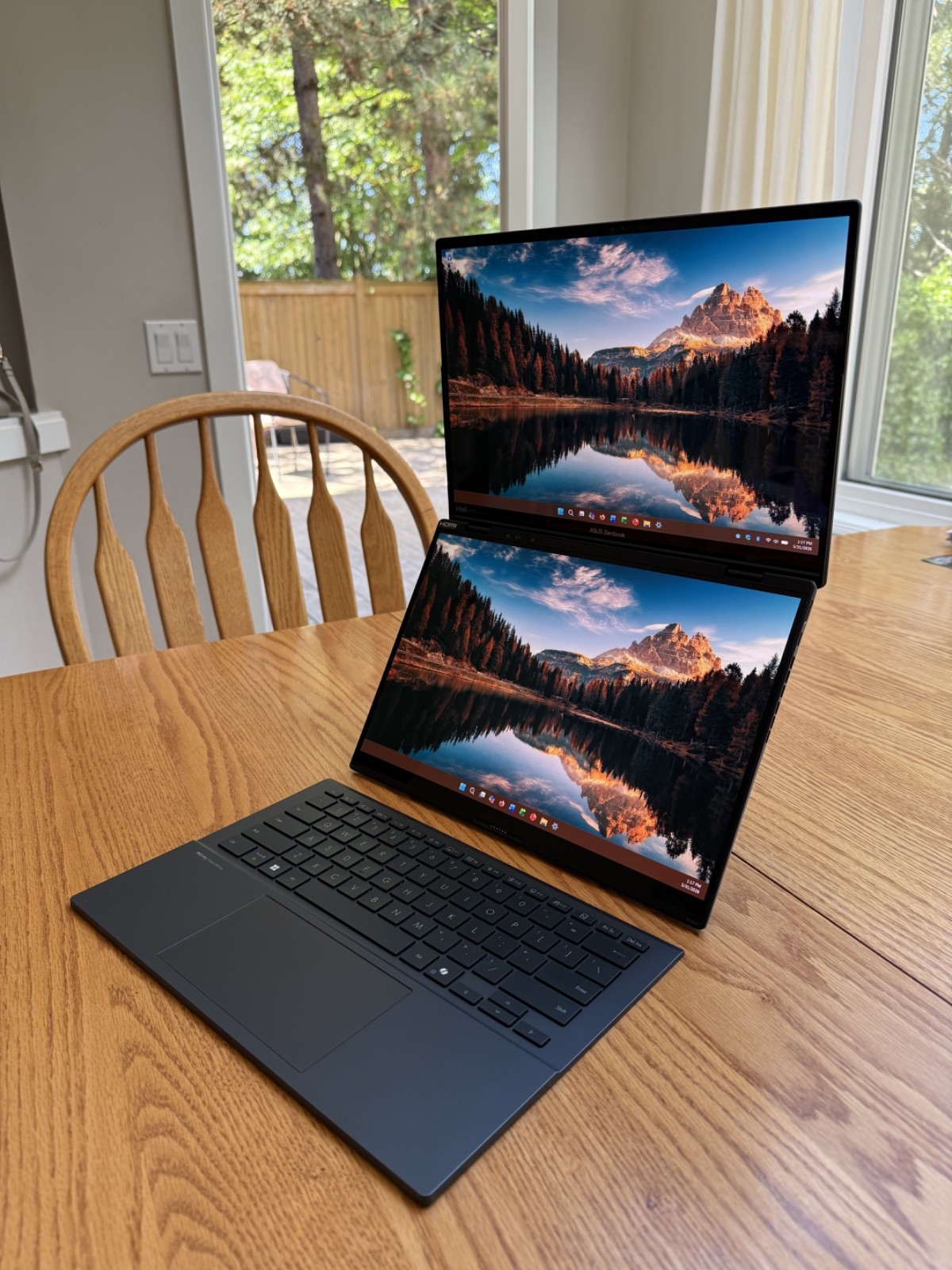 Asus Zenbook Duo 14, Ultra 9-285h, 4TB Evo 990, 32gb Ram, Win 11 Pro, Office ’21