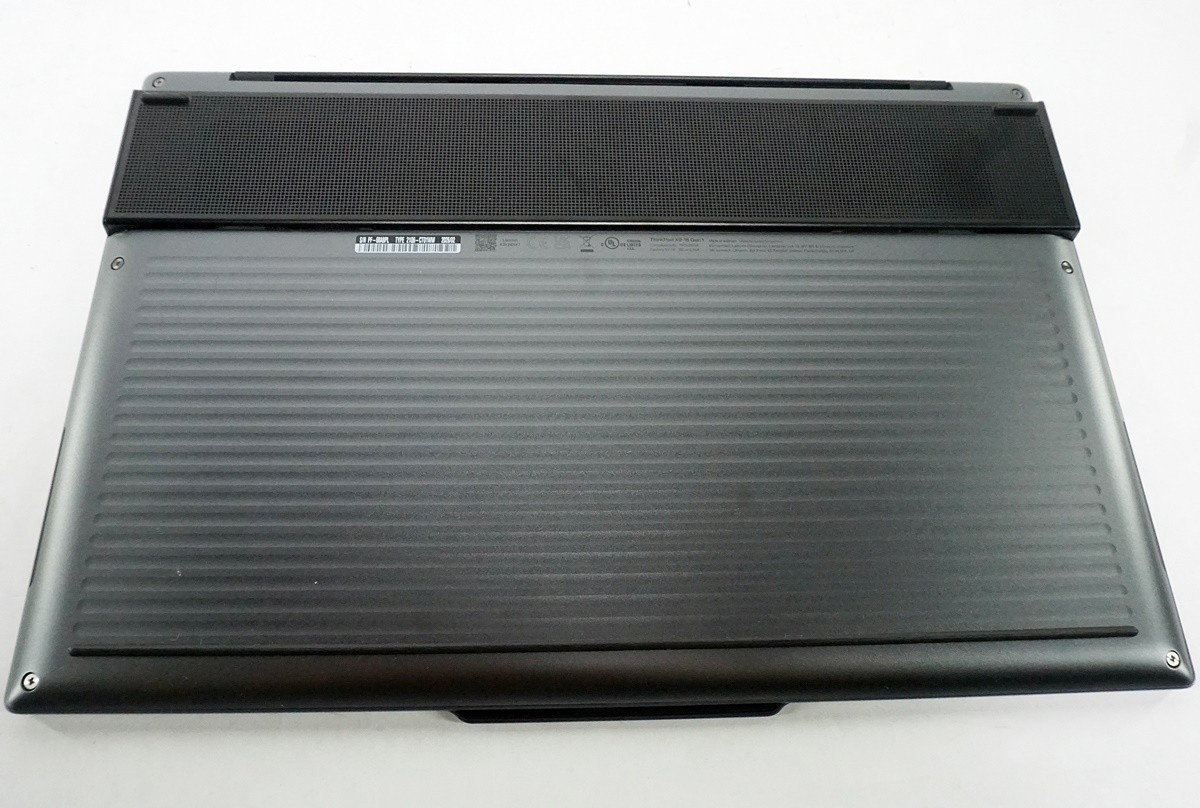 Lenovo ThinkPad X9 15 Aura 15.3″ OLED Ultra 5 226V 2.1GHz 16GB RAM 512GB SSD