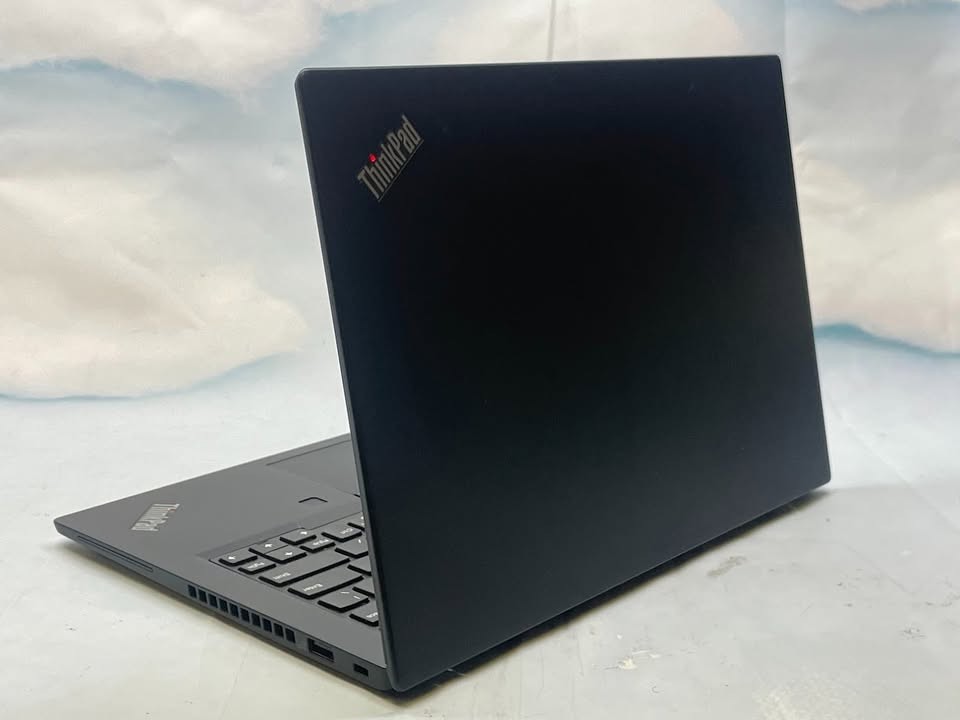 Lenovo ThinkPad X390, i5 10210U, 8GB RAM, 256GB SSD, 13.3″