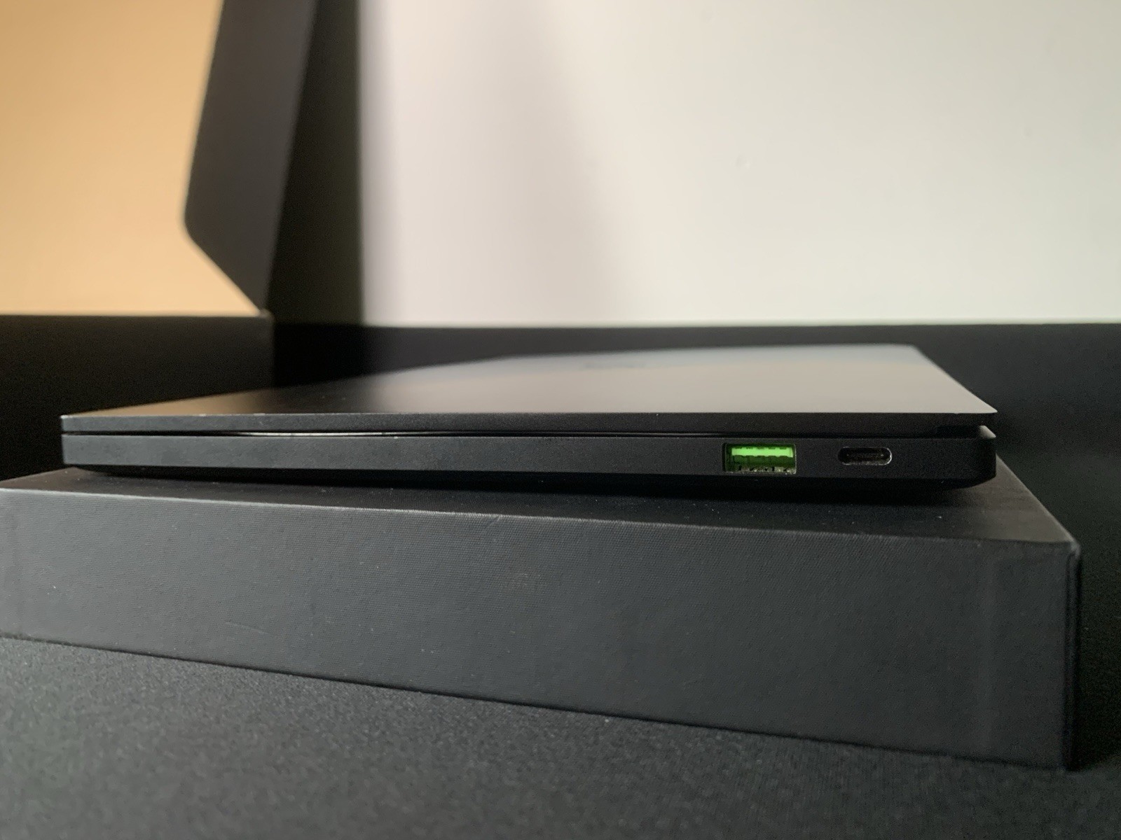 Razer Blade Stealth 13 Late 2019 (no screen, works as desktop, read desc)