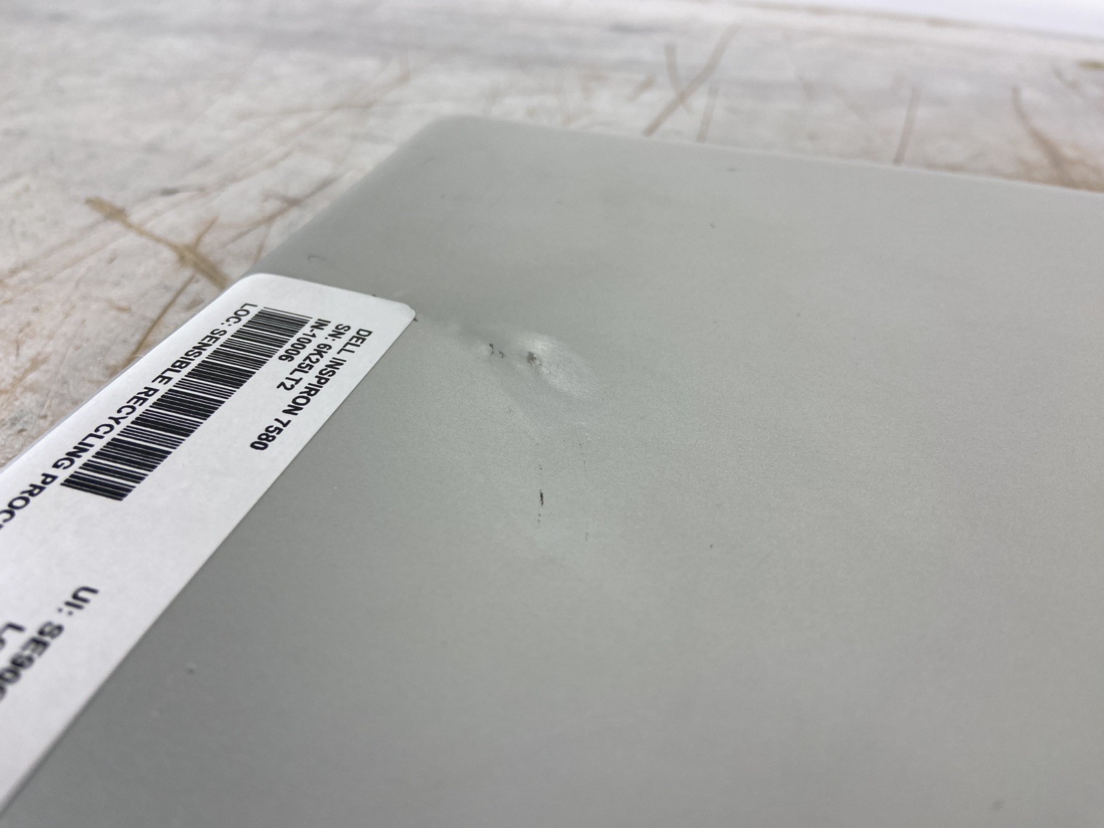 DELL INSPIRON 7580 i7-8565U @ 1.80GHz, 4GB RAM, NO HDD/OS – (FOR PARTS)