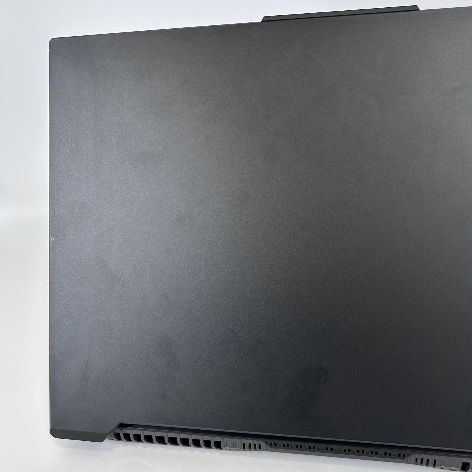 Asus TUF A16 16 165Hz FHD+ 3.2 GHz Ryzen 7 7735HS 16GB 512GB SSD AMD RX 7700S