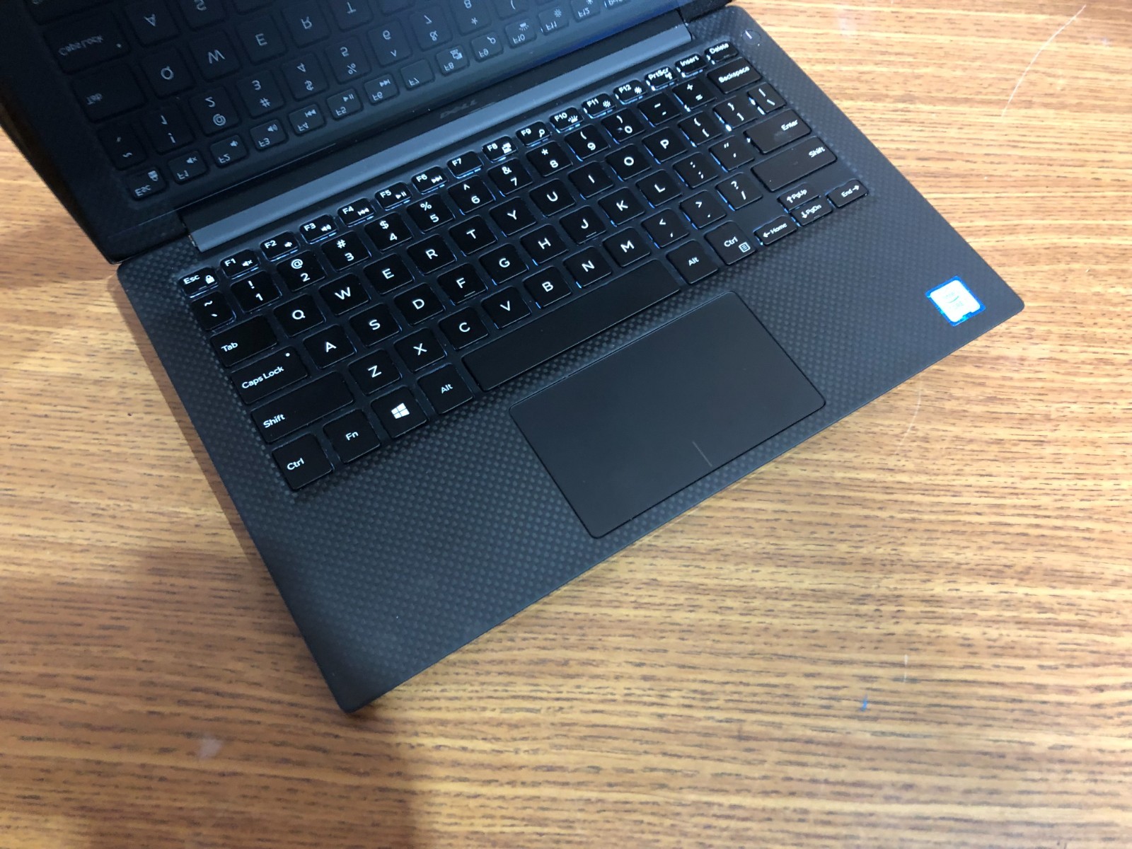 Dell XPS 13 9360 – i7-7560U – 16GB Ram – 512GB SSD – PARTS – SCREEN ISSUES