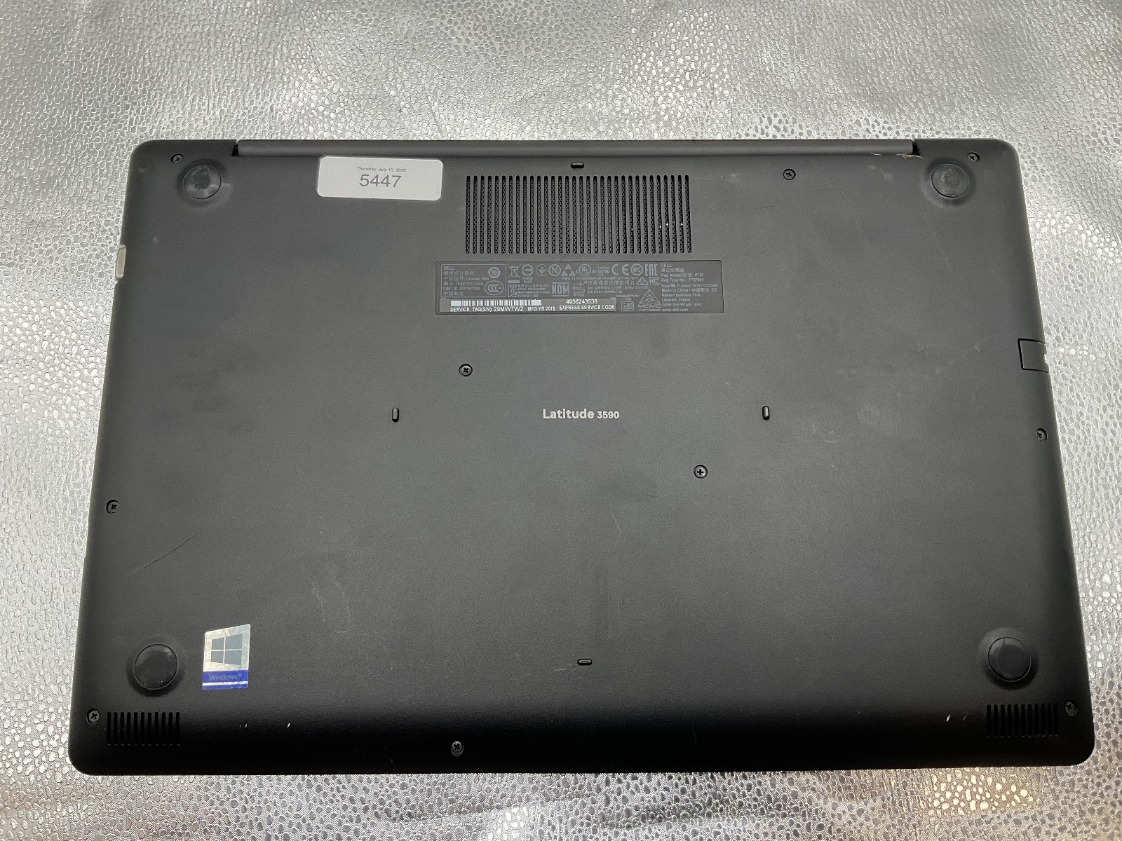 Dell Latitude 3590 14″ Laptop i3-7020U@2.30GHz 12GB RAM, 500GB SSD