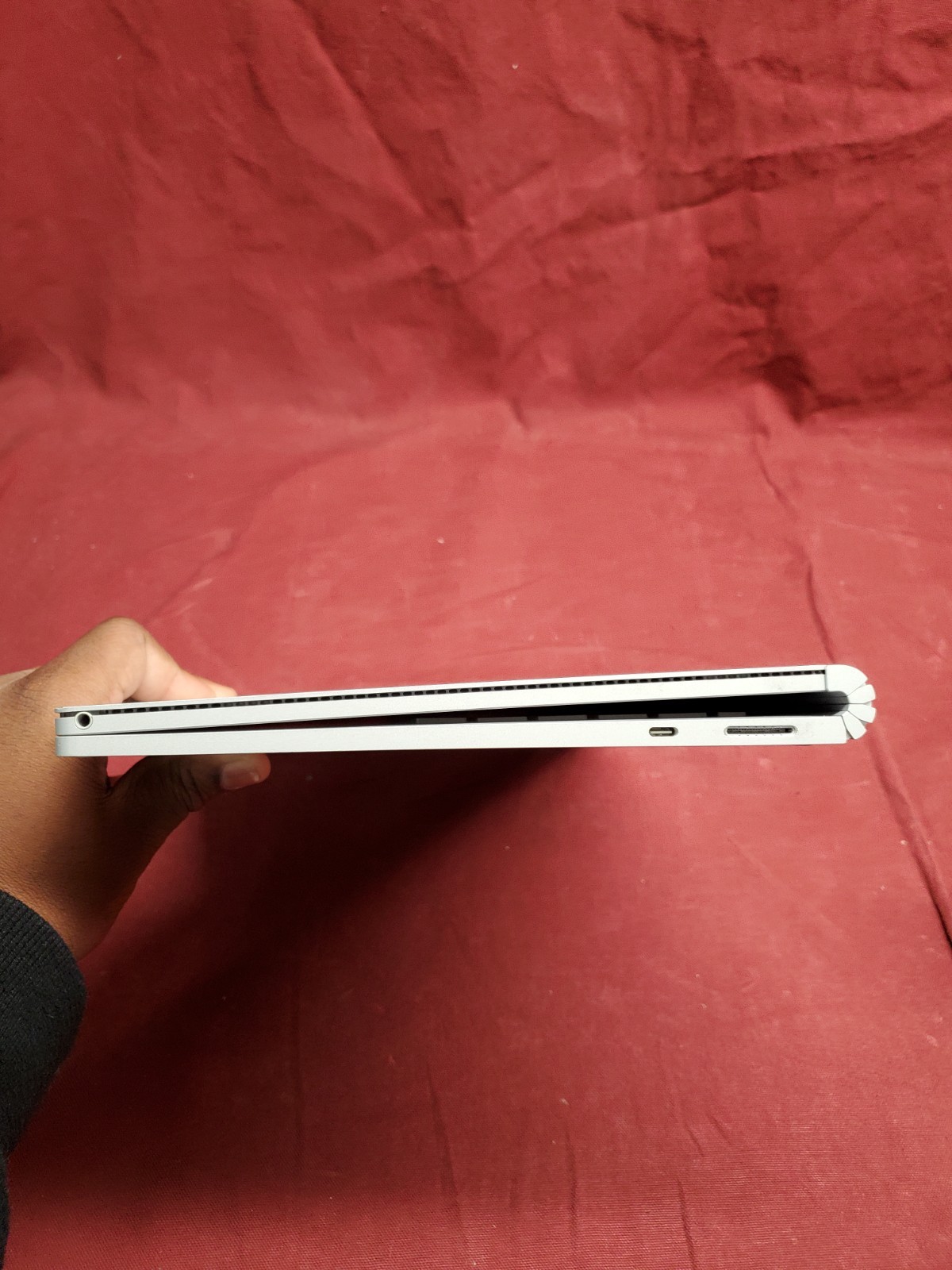 Microsoft Surface Book 2 13.5″ i5 8350U 1.70GHz/ 8GB / 256GB SSD #2933