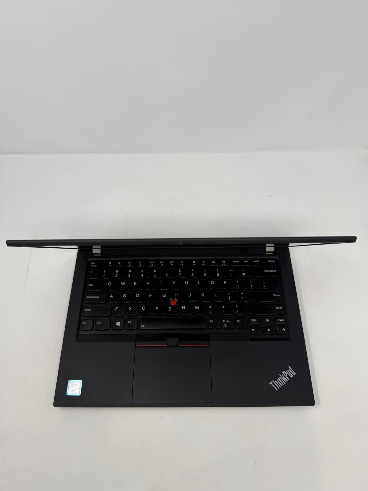 Lenovo ThinkPad X1 Carbon (7th Gen) i7-8665U 32GB No HD Grade B