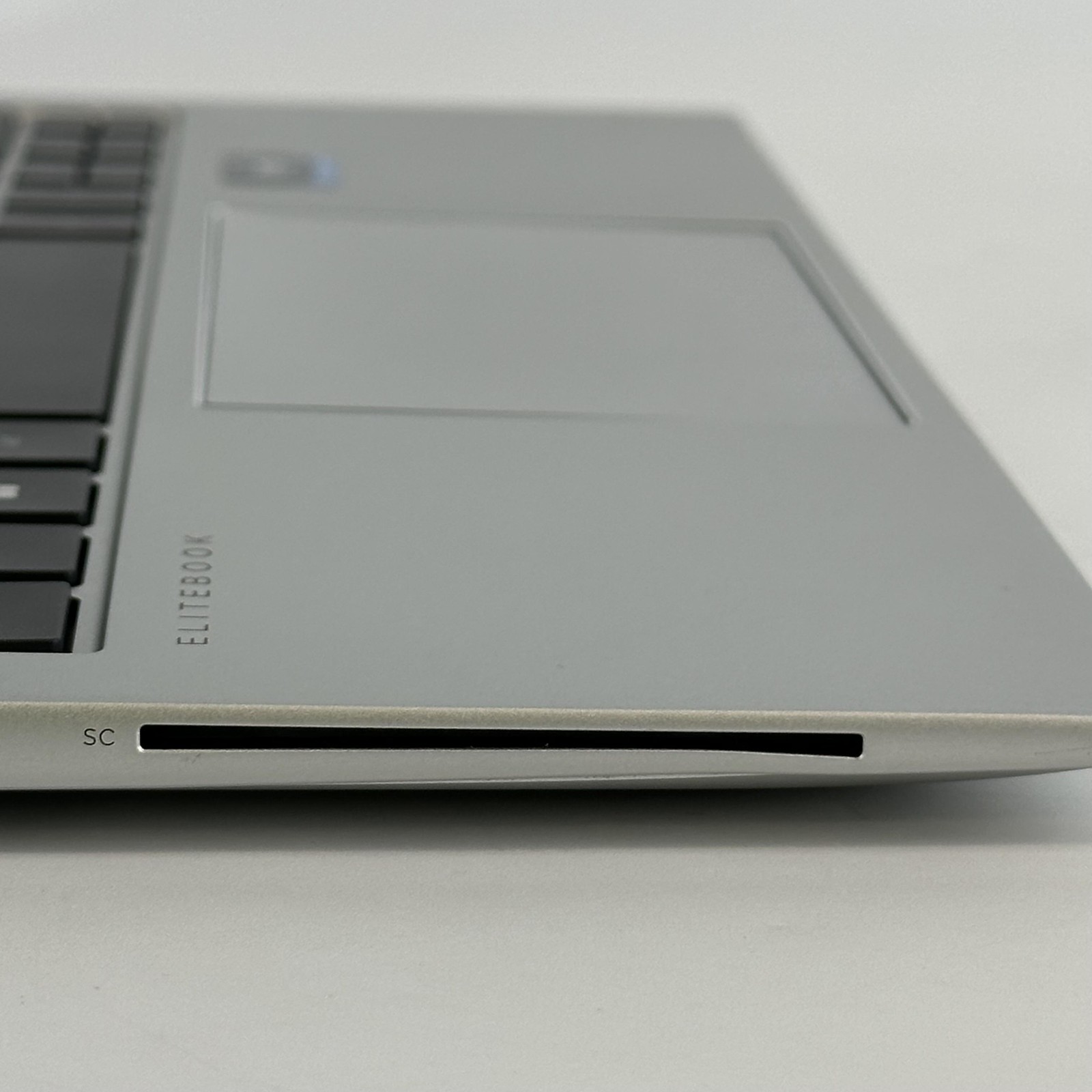 HP Elitebook 835 G9 13.3 Silver FHD+ 2.7 GHz Ryzen 7 PRO 6850U 16GB 512GB SSD