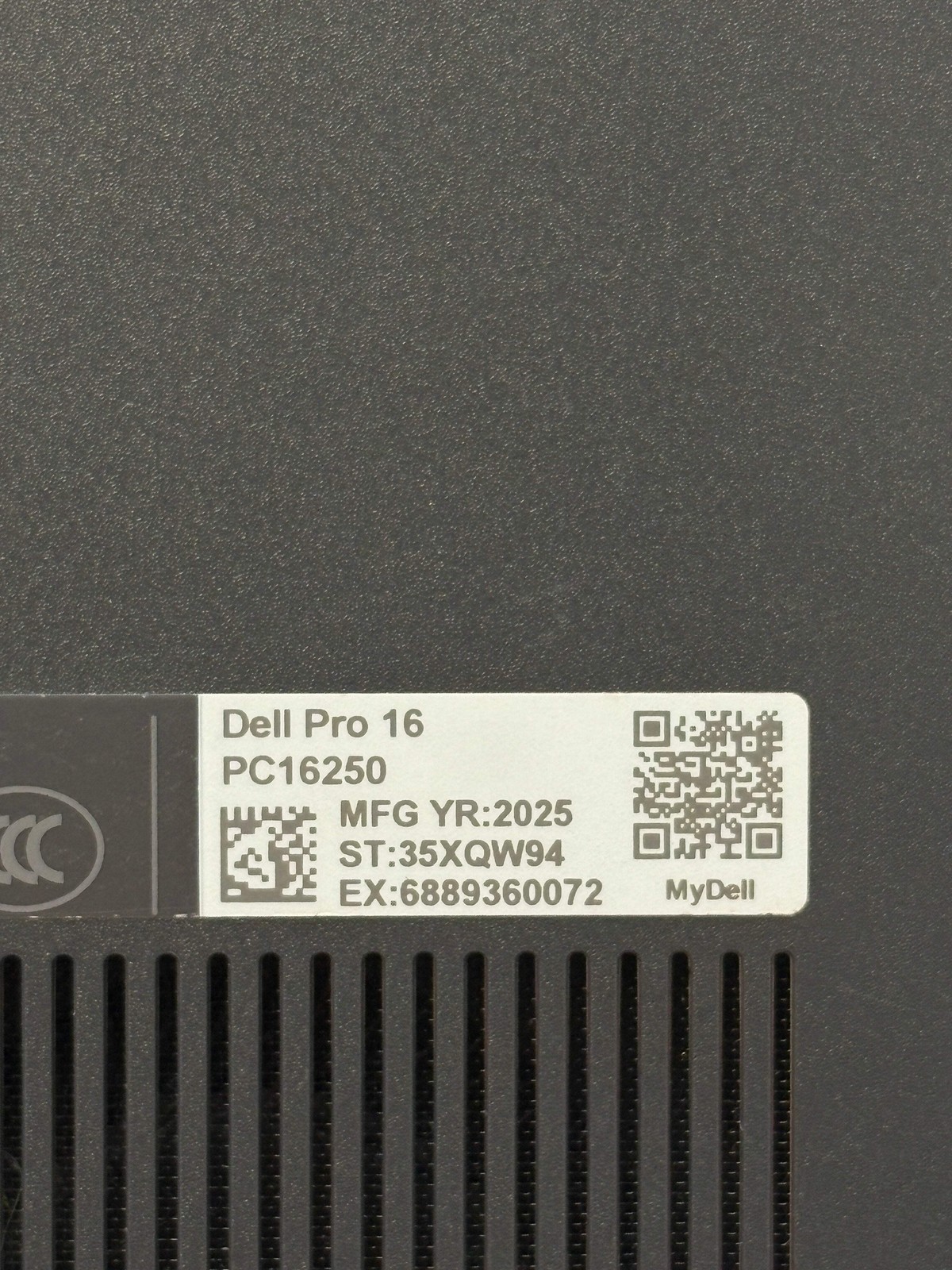Dell Pro 16 PC16250 16-inch Core i3 8GB RAM 128GB SSD