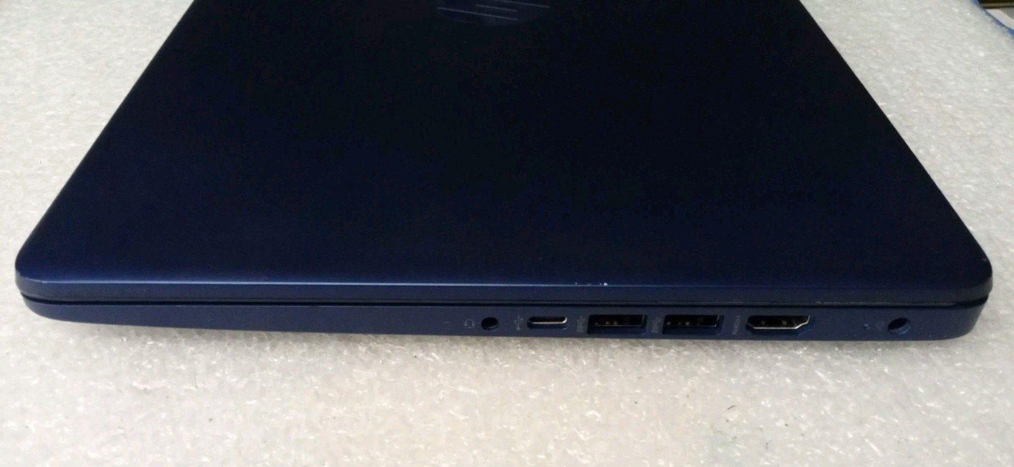 HP Laptop 14-DQ0734ds 14″ Pentium Silver N5030 8GB RAM 128GB SSD+ Touchscreen