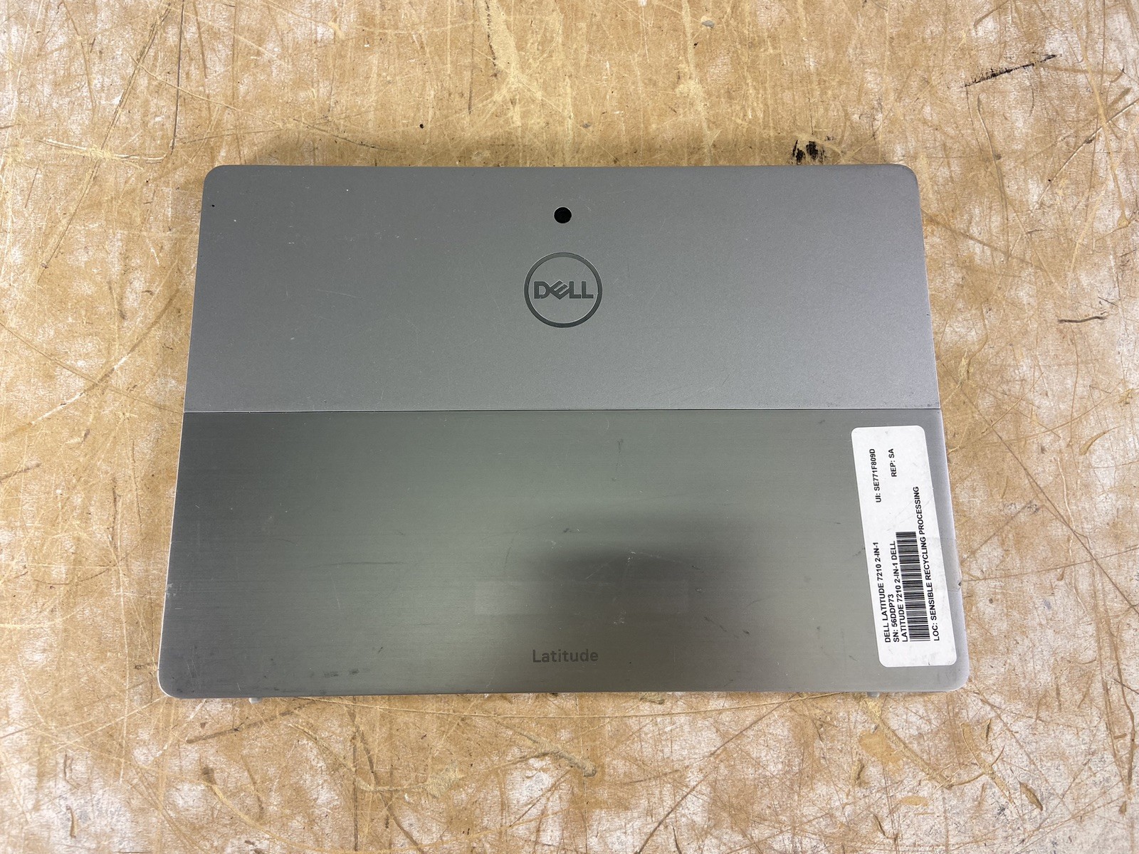 DELL LATITUDE 7210 2-IN-1 i5-10310U @ 1.70GHz, 8GB RAM, NO HDD/OS