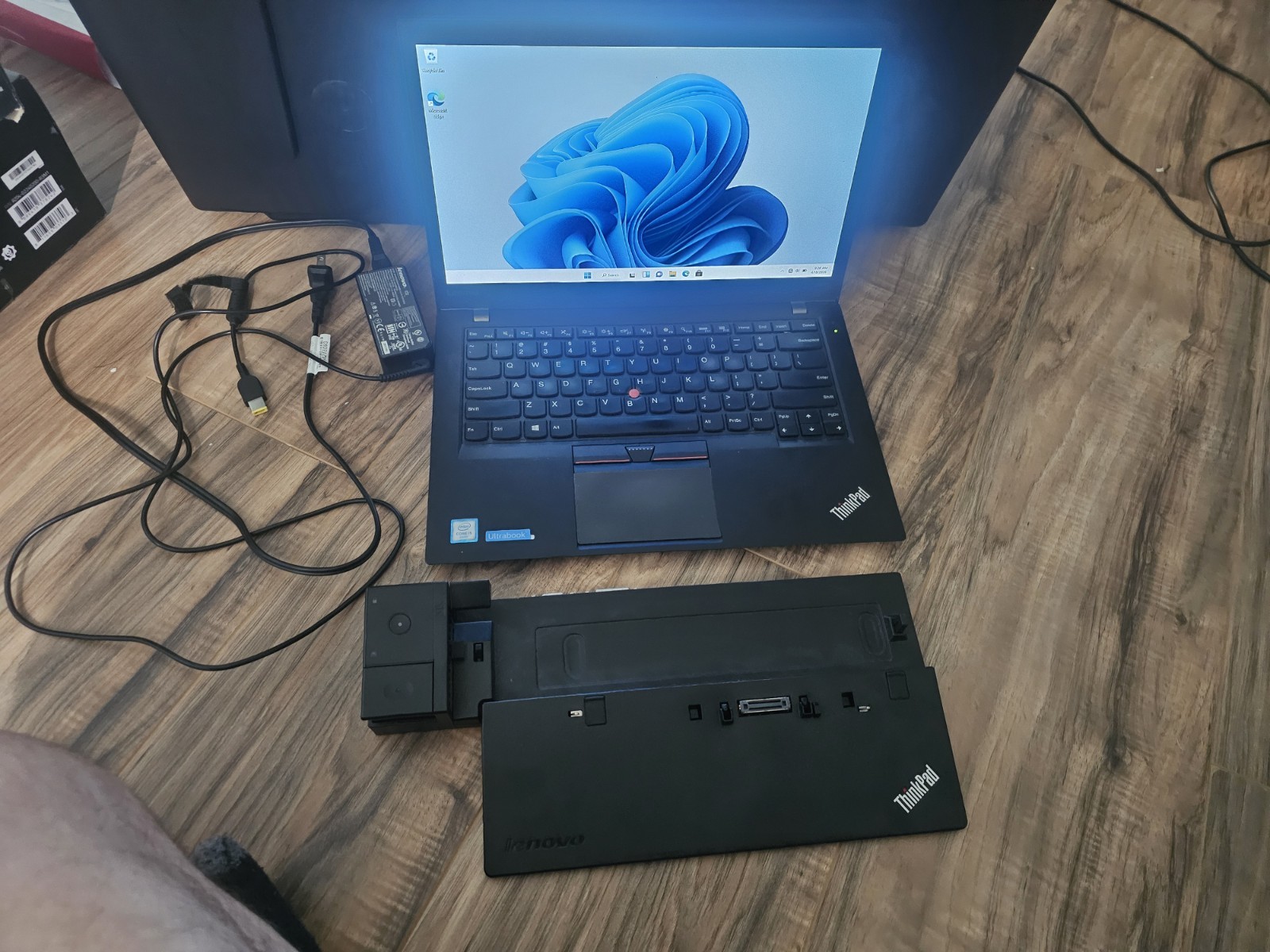 lenovo thinkpad t470 i5-6300u And Station Dock