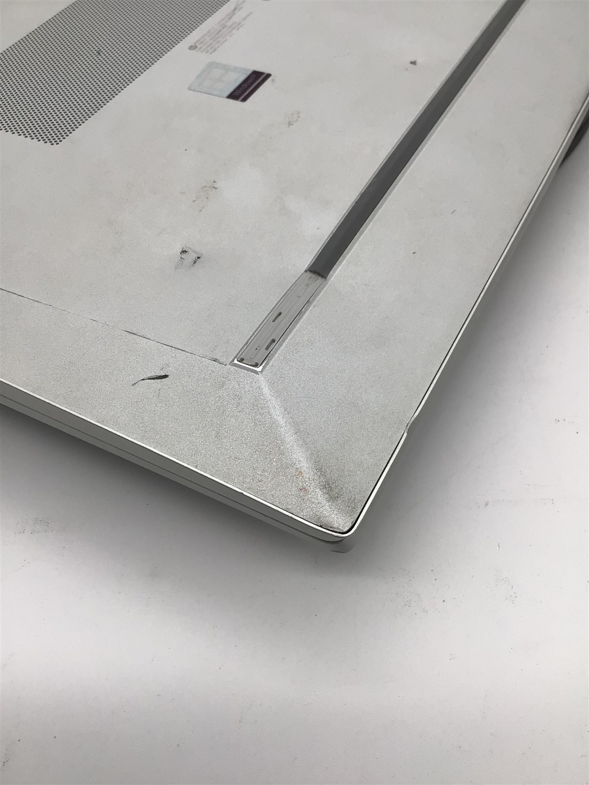 HP EliteBook 850 G8 i7-1185G7 3.0GHz/16GB RAM/No SSD