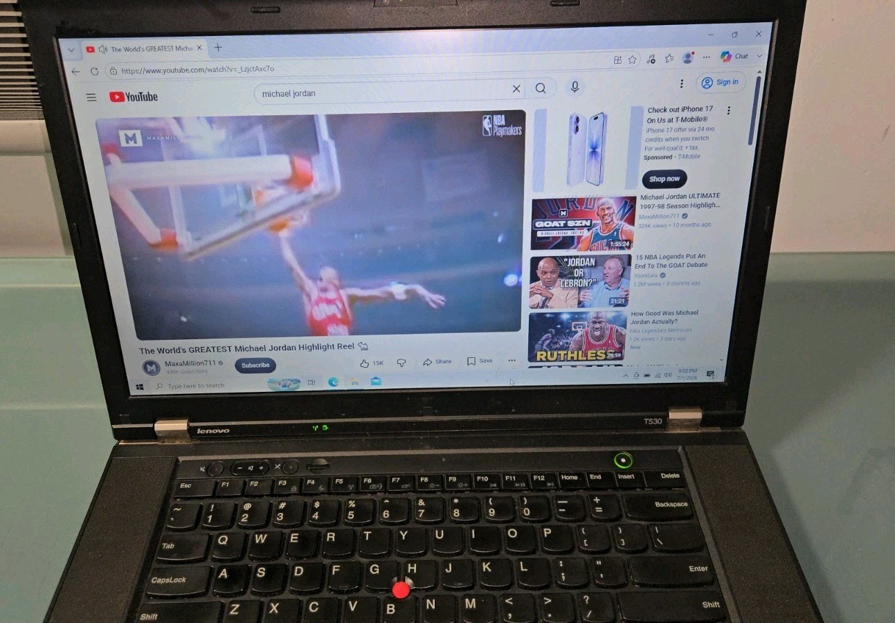 Lenovo ThinkPad T530 INTEL i5-3330M 2.60 GHz 4GB Ram, 1TB HHD Win 10 Pro READ!