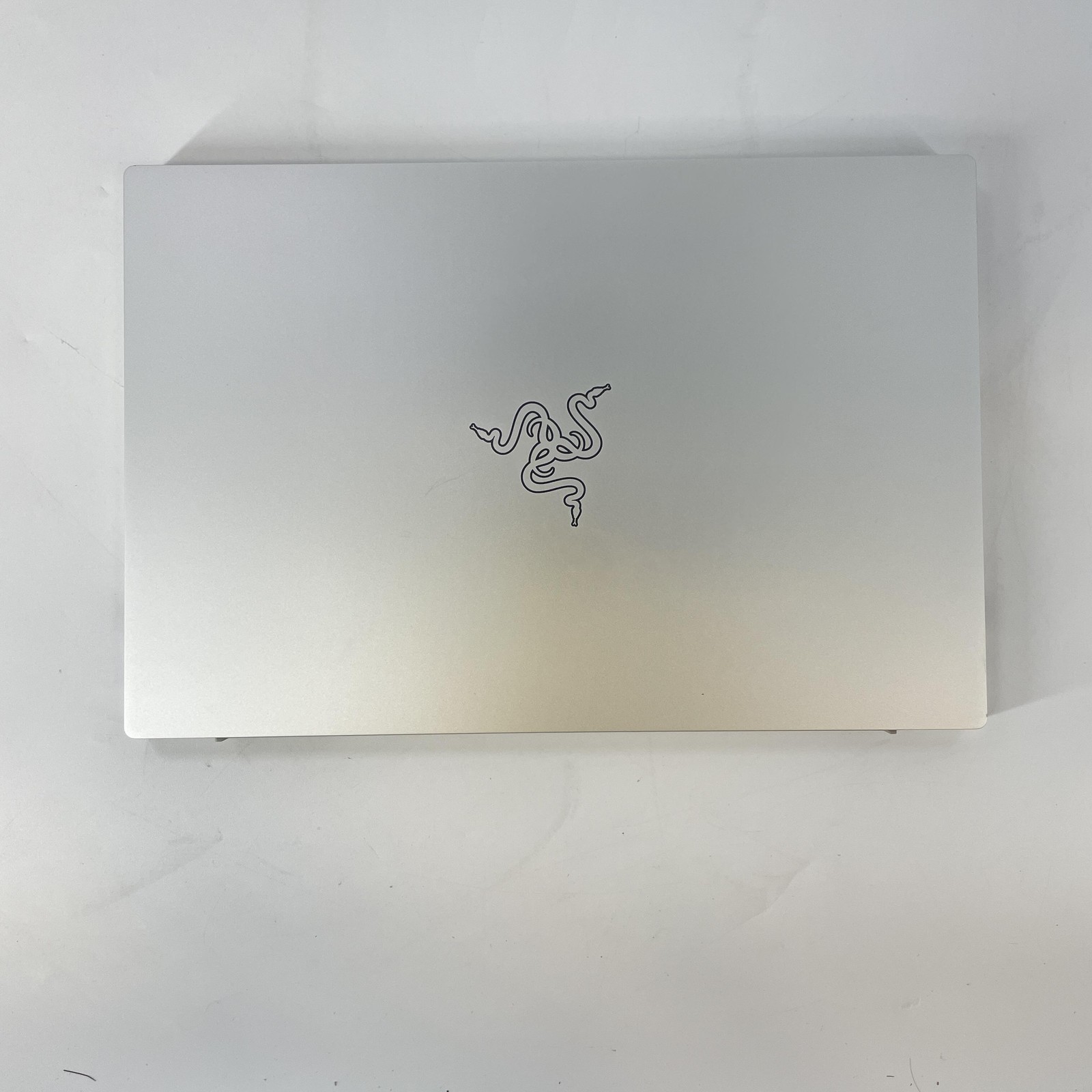 Razer Book 13.4 Silver 59Hz UHD+ TOUCH i7-1165G7 2.80GHz 16GB 1TB SSD Very Good