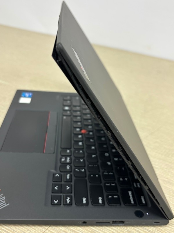 Lenovo ThinkPad X13 Yoga Gen2 Touch i5-1145G7 16GB 256GB SSD W11P ~screen issue