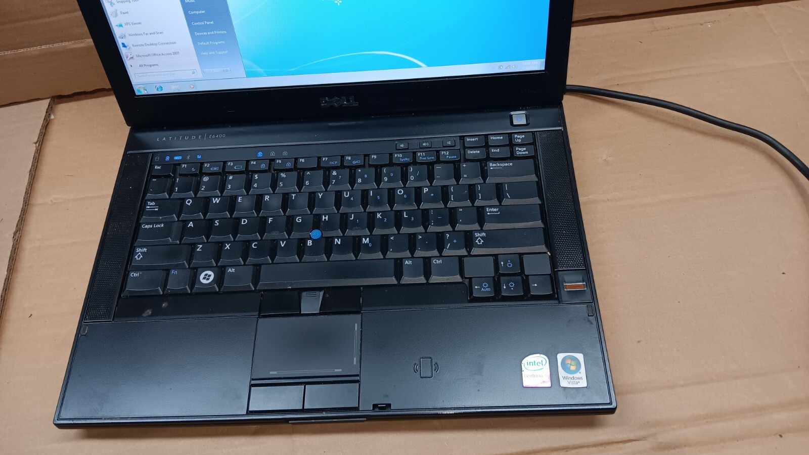 Dell Latitude E6400 Laptop Windows 7 pro Operating system intel Core 2 Duo 4 GB