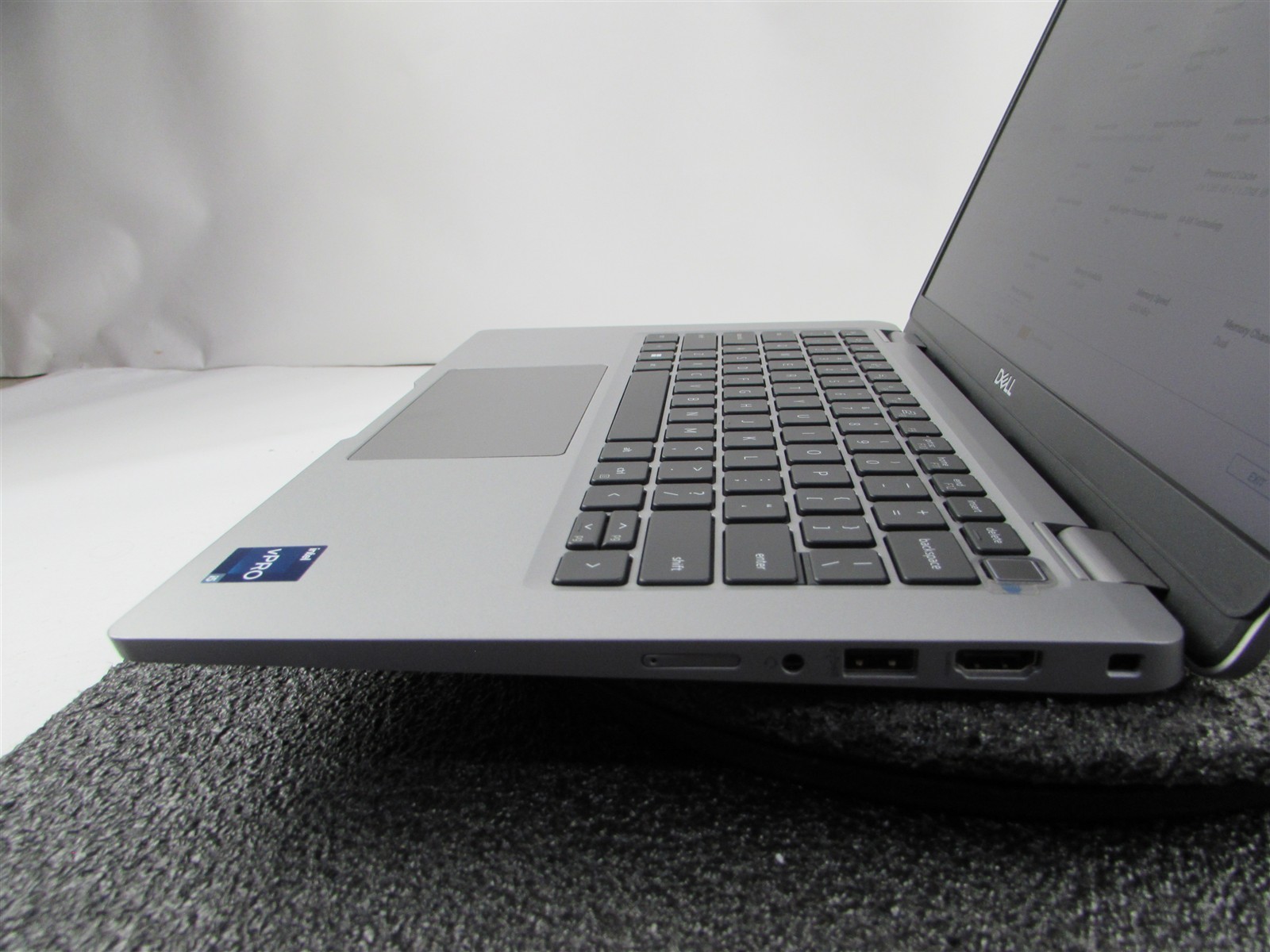 DELL LATITUDE 5330 FHD TOUCHSCREEN I5-1245U 10 CORE 512GB SSD 16GB RAM NO O.S