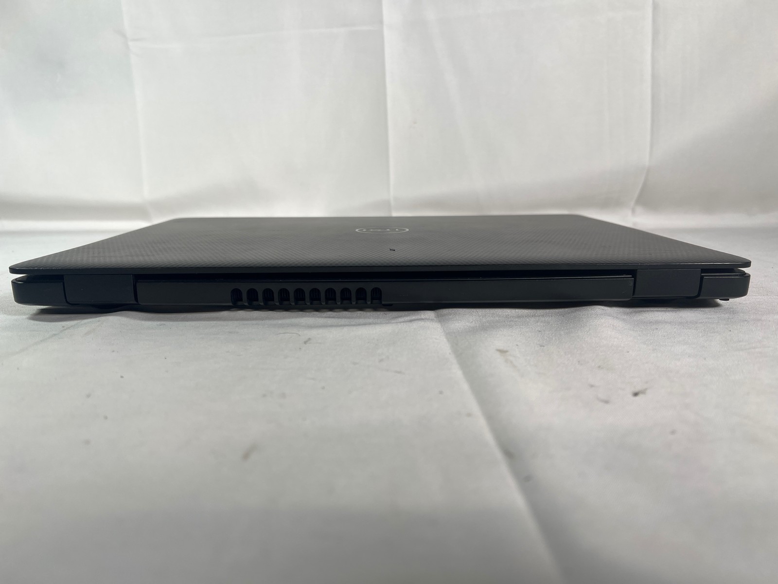 Dell Inspiron 3493 i5-1035G4 No Ram No Drive M2 Broken 14″ Parts