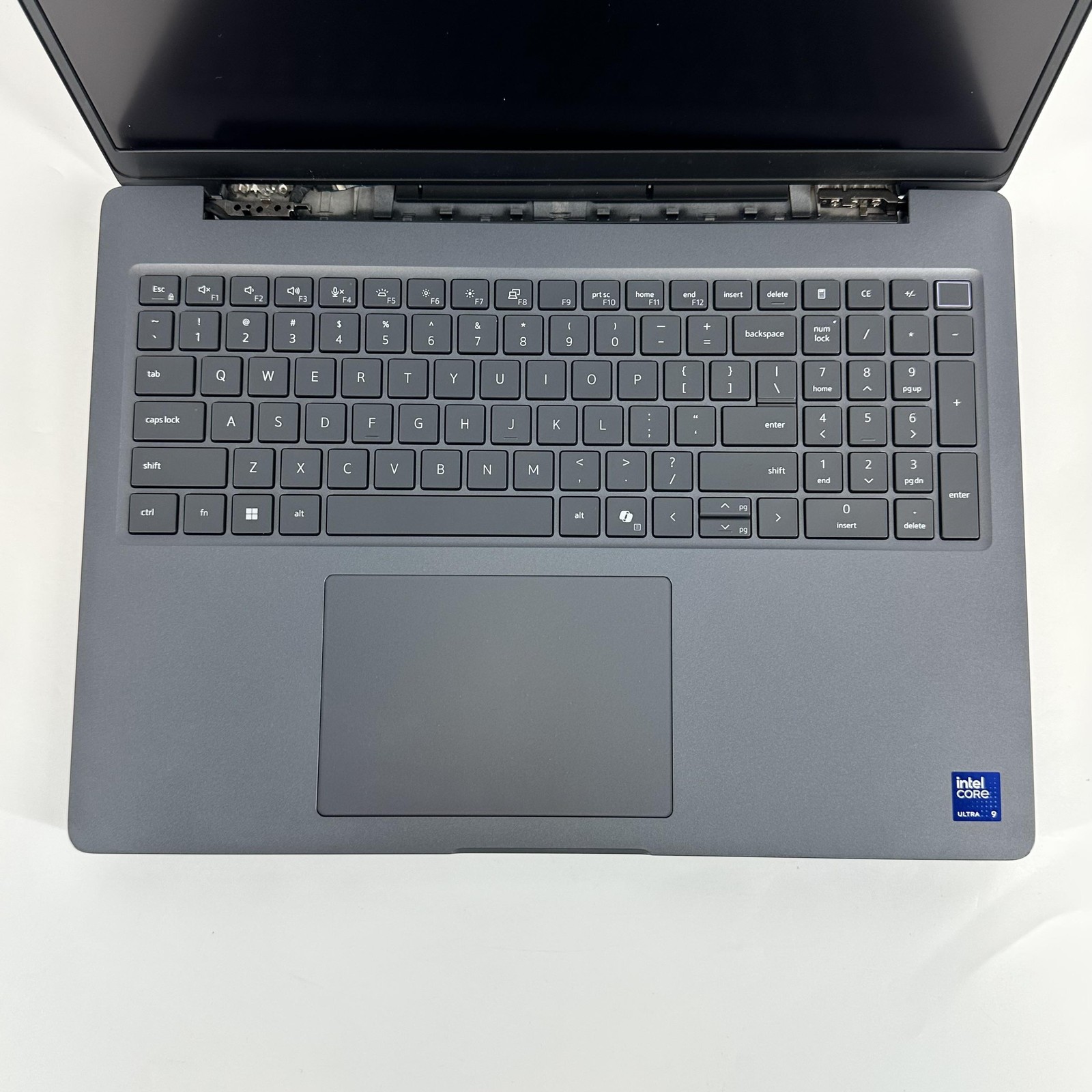 Dell Pro Max 16 Plus MB16250 FHD+ Ultra 9 285HX 64GB 2TB RTX PRO 2000 Blackwell