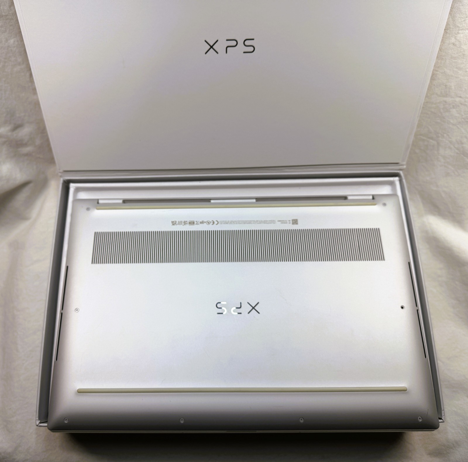 Dell XPS 15 9510 OLED TOUCH ✔i7-11800H ✔64GB RAM ✔2TB 990 Pro ✔RTX 3050 ✔Grade A