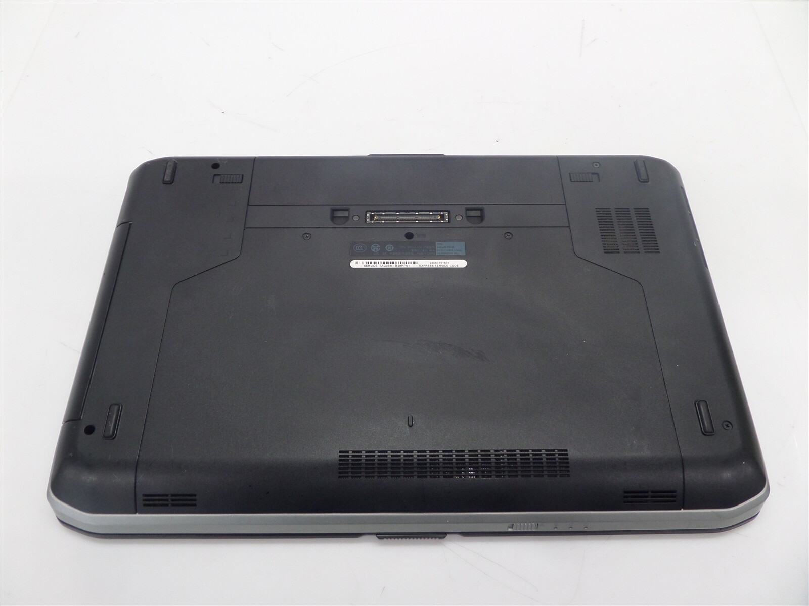 Dell Latitude E5530 15.6″ Laptop w/ i3-3110M 2.4GHz CPU 8GB RAM – No HDD