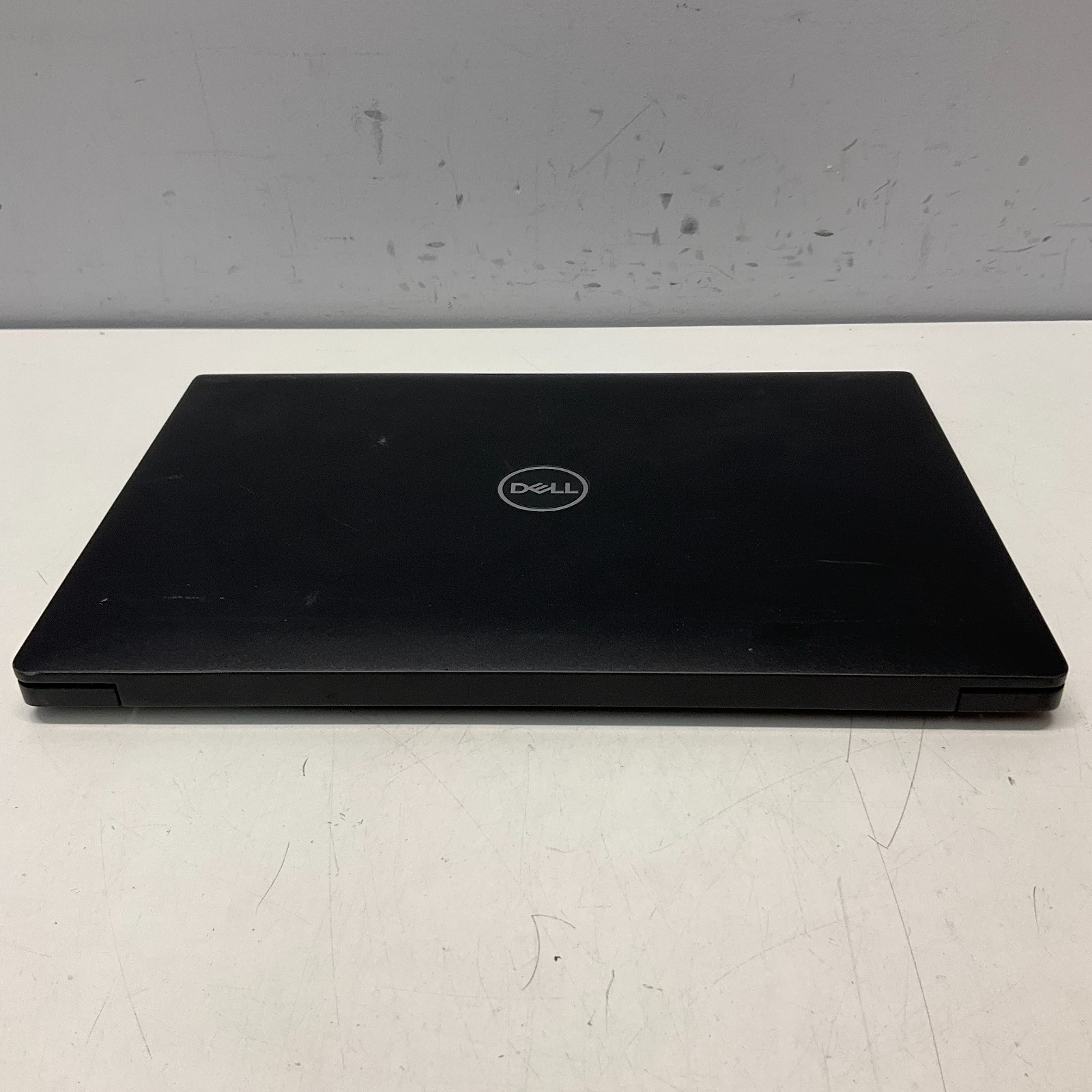 Dell Latitude 7490 14″ i7-8650U @ 1.90 GHZ 8GB RAM 256GB SSD Windows 11 Pro