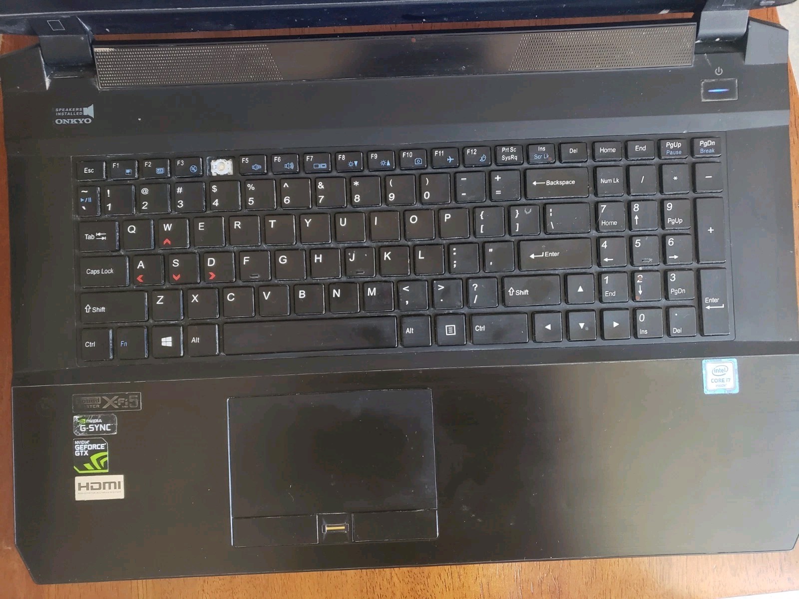 Sager Clevo P670RG 75hz Gsync i7 6820hk 16gb DDR4 GTX 980M 8GB 240gb+2tb Win10