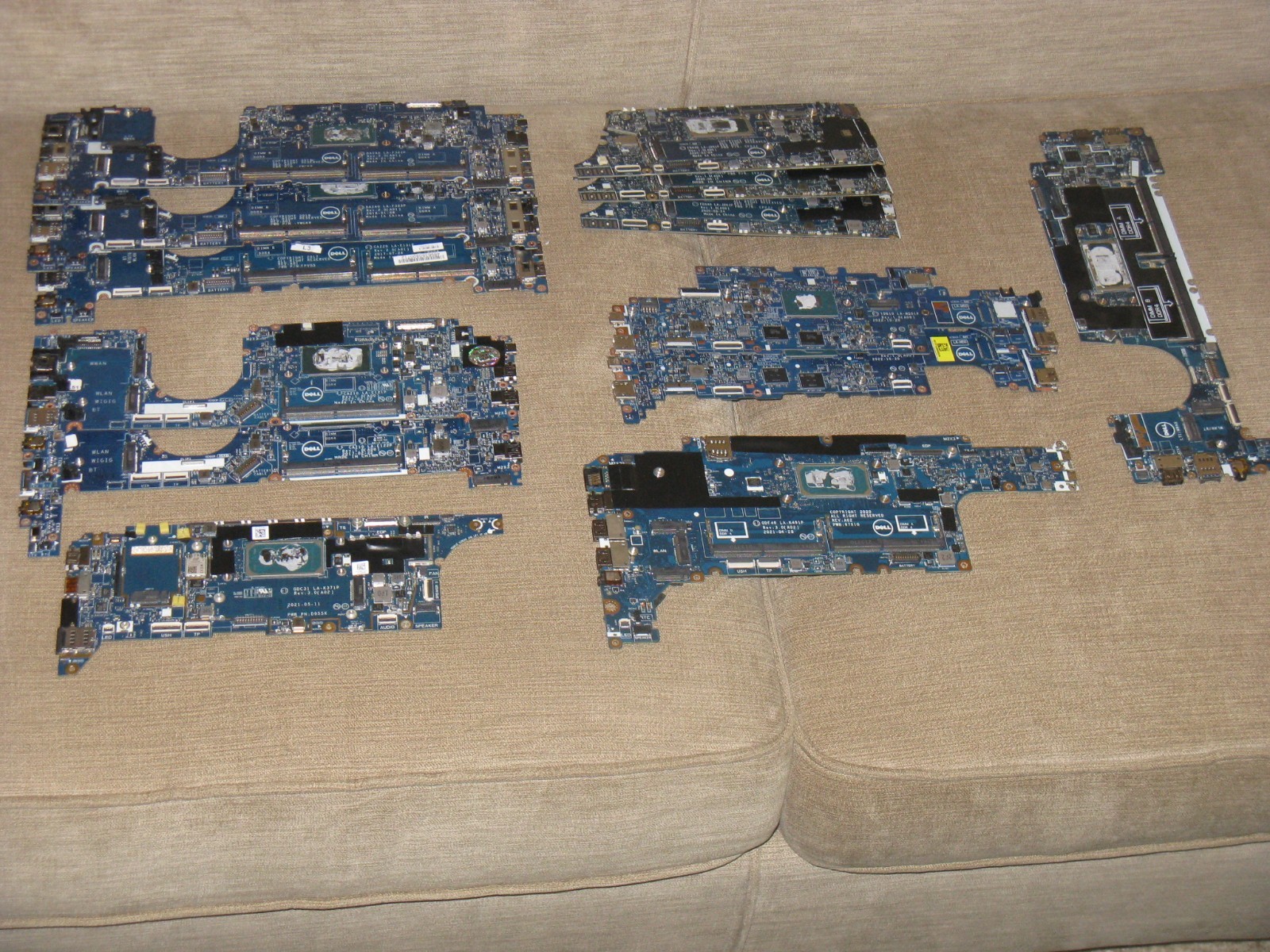 Lot of 17 dead Dell Latitude MOBOs 7420 5420 5310 5320 7410 3140 7400 7490 7480