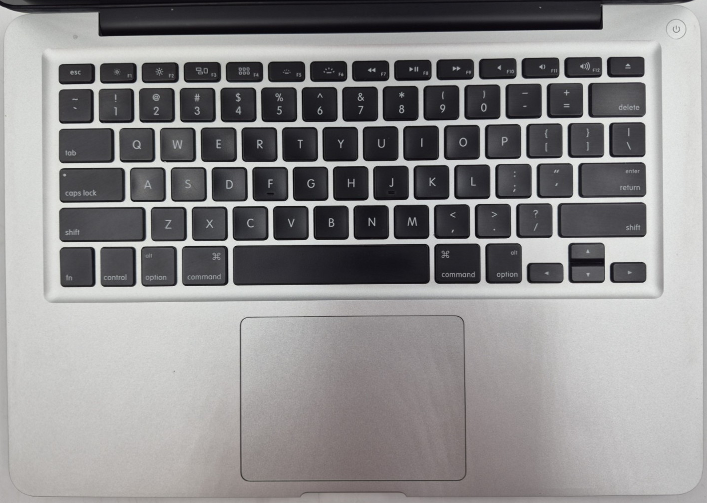 Apple MacBook Pro 13″ Mid 2012 i5-3210M 2.50GHz 4GB RAM 240GB SSD