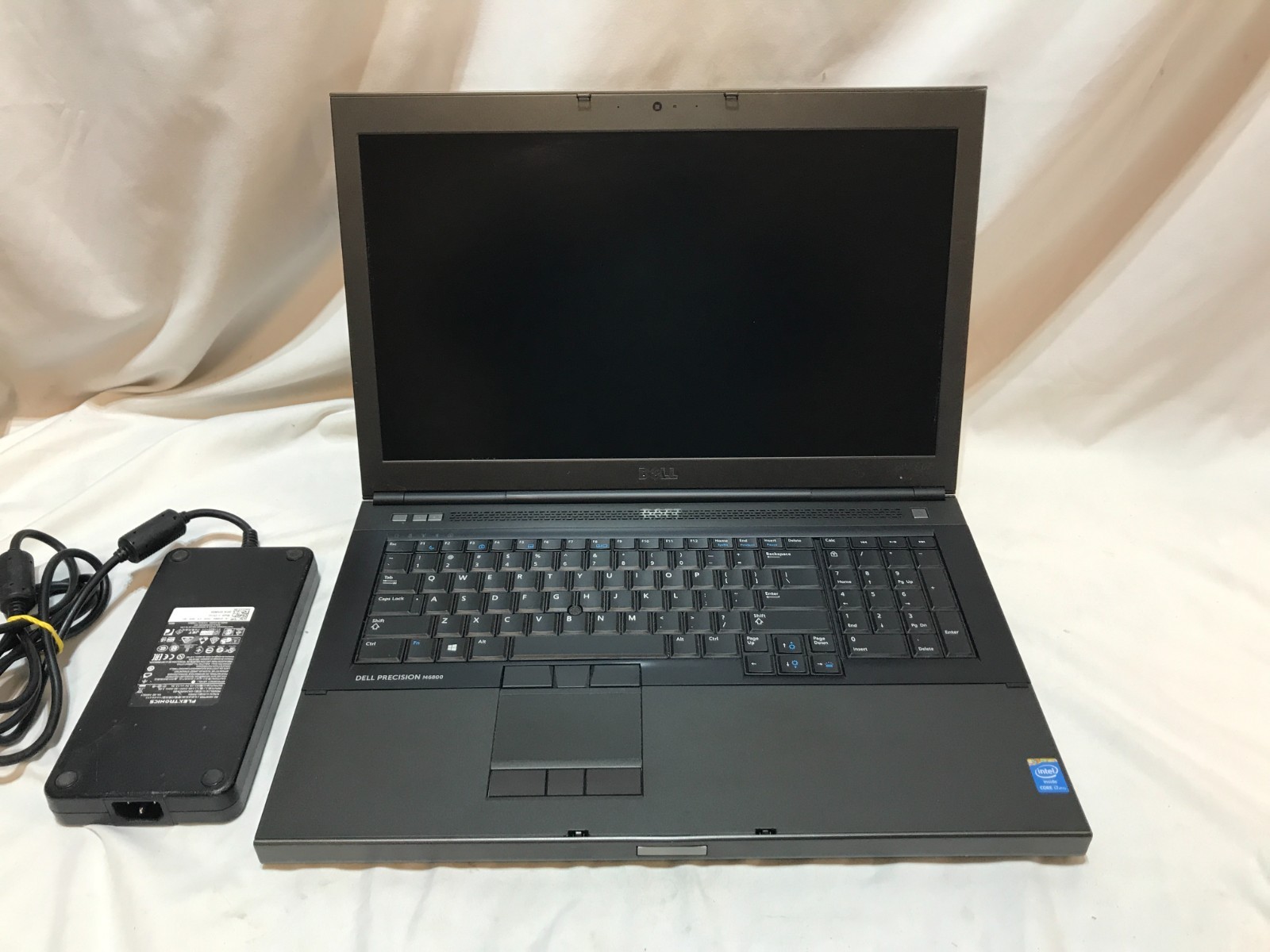 Dell Precision M6800 Core i7-4800Q 2.7 Ghz 8GB Ram 500GB 17″ Win 10 small dent