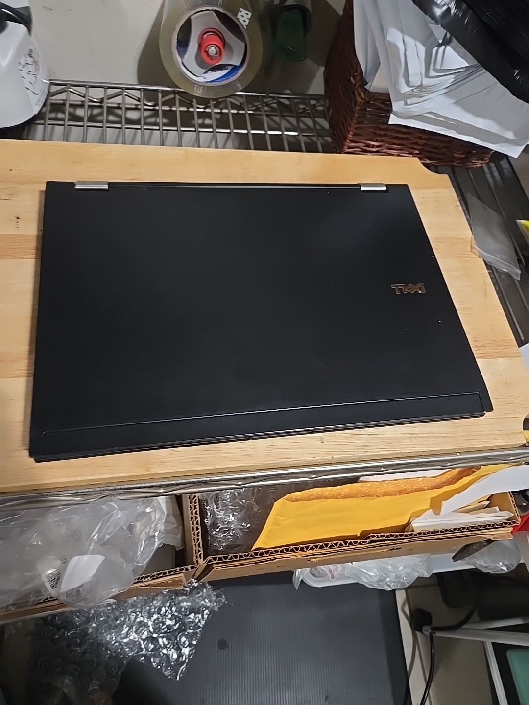 Dell Latitude E6400 Intel Core 2 Duo T9600 2.8 GHz 4GB RAM – Parts Not Tested