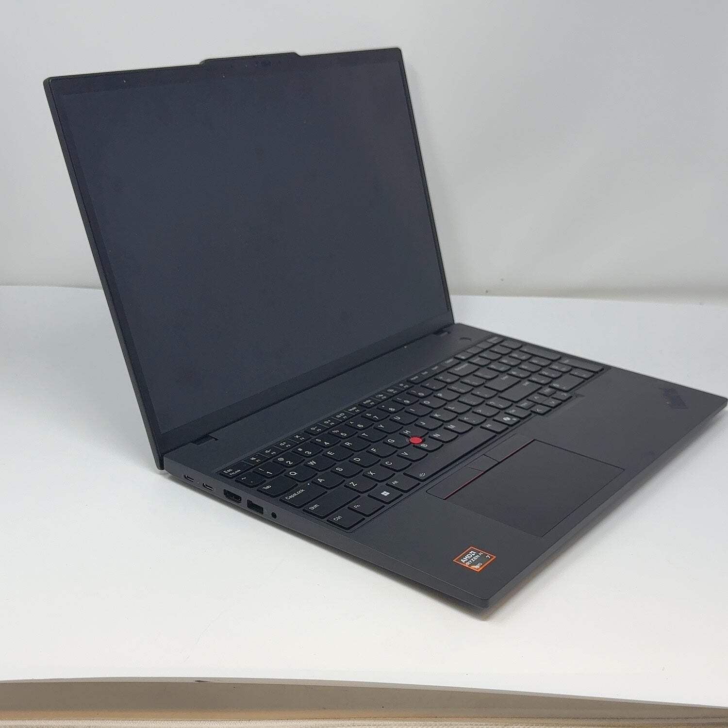 Lenovo ThinkPad P16s Gen 4 16″ Ryzen AI 7 PRO 350 2.0GHz 32GB RAM 1TB SSD