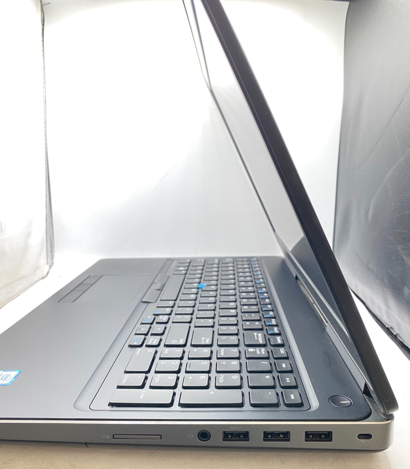 Dell Precision 7510 15.6″ Laptop Intel Core i7-6820H 2.70GHz 16GB RAM 512GB SSD