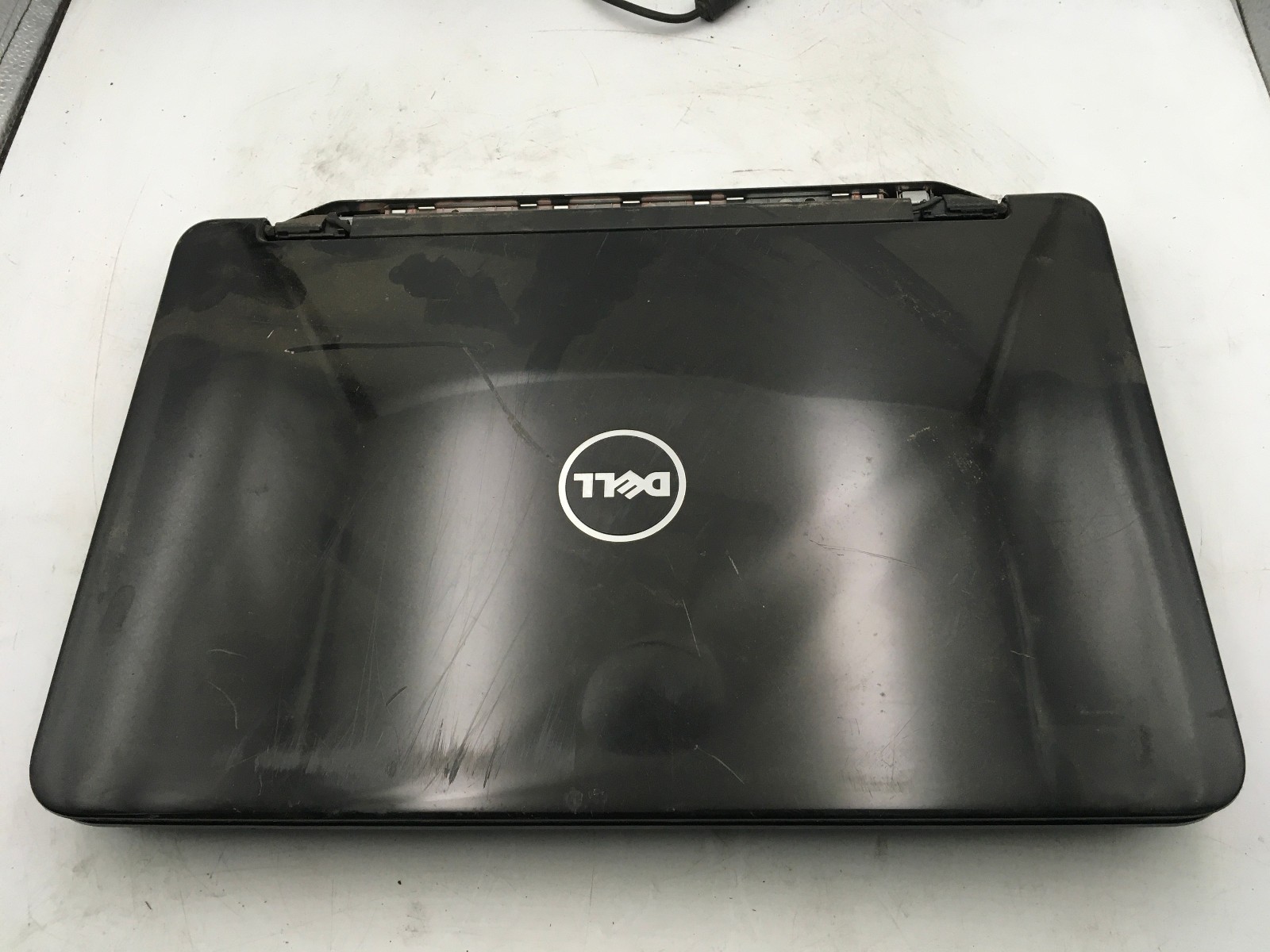 DELL INSPIRON 3520 – FOR PARTS – INTEL CORE I3 – 4GB RAM – 15″ – READ DESC – BB
