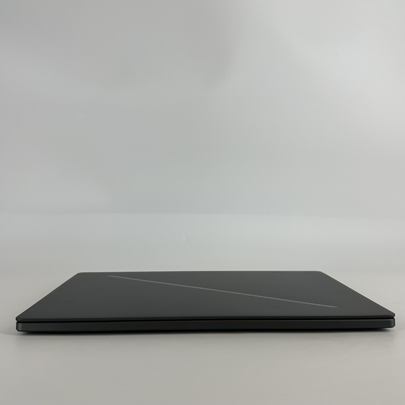 Asus ROG Zephyrus G16 GU605 240Hz QHD+ 2.5GHz Ultra 9 185H 32GB 2TB SSD RTX 4090
