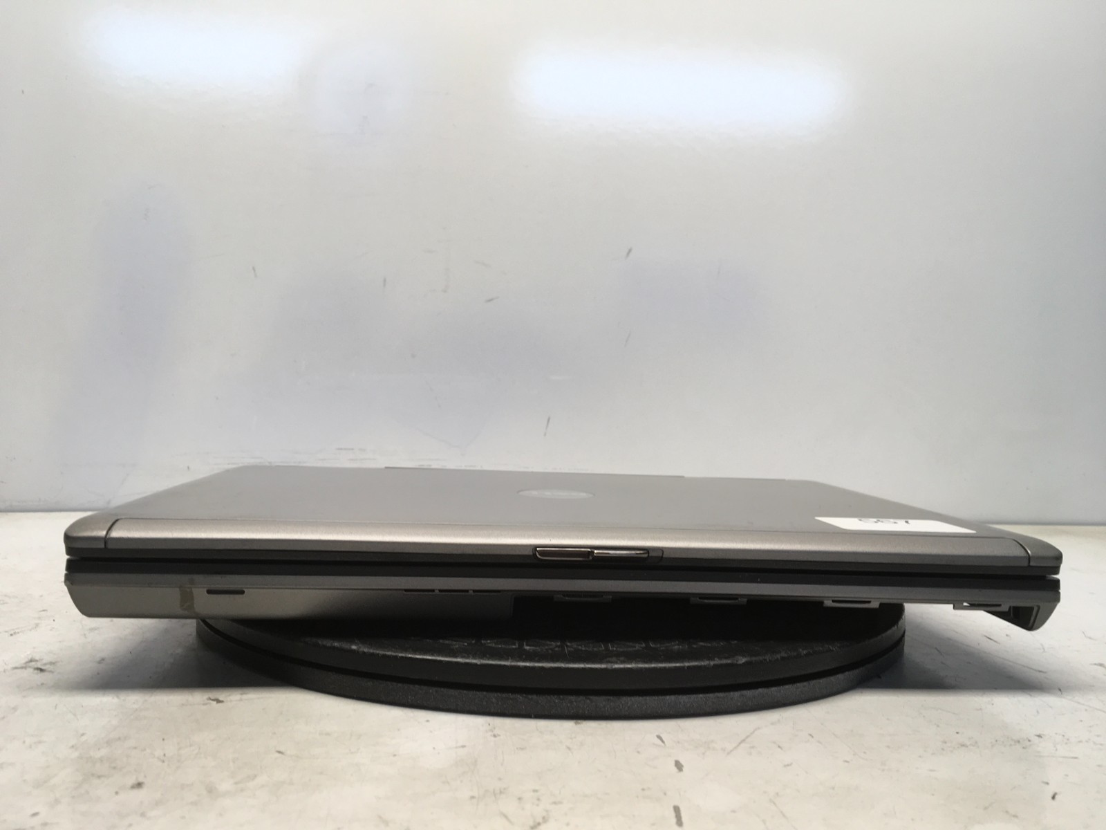 Dell Latitude D630 Intel Core 2 Duo 06FA 2.2GHz 3 GB 500 GB WIN XP BIOS LOCKED