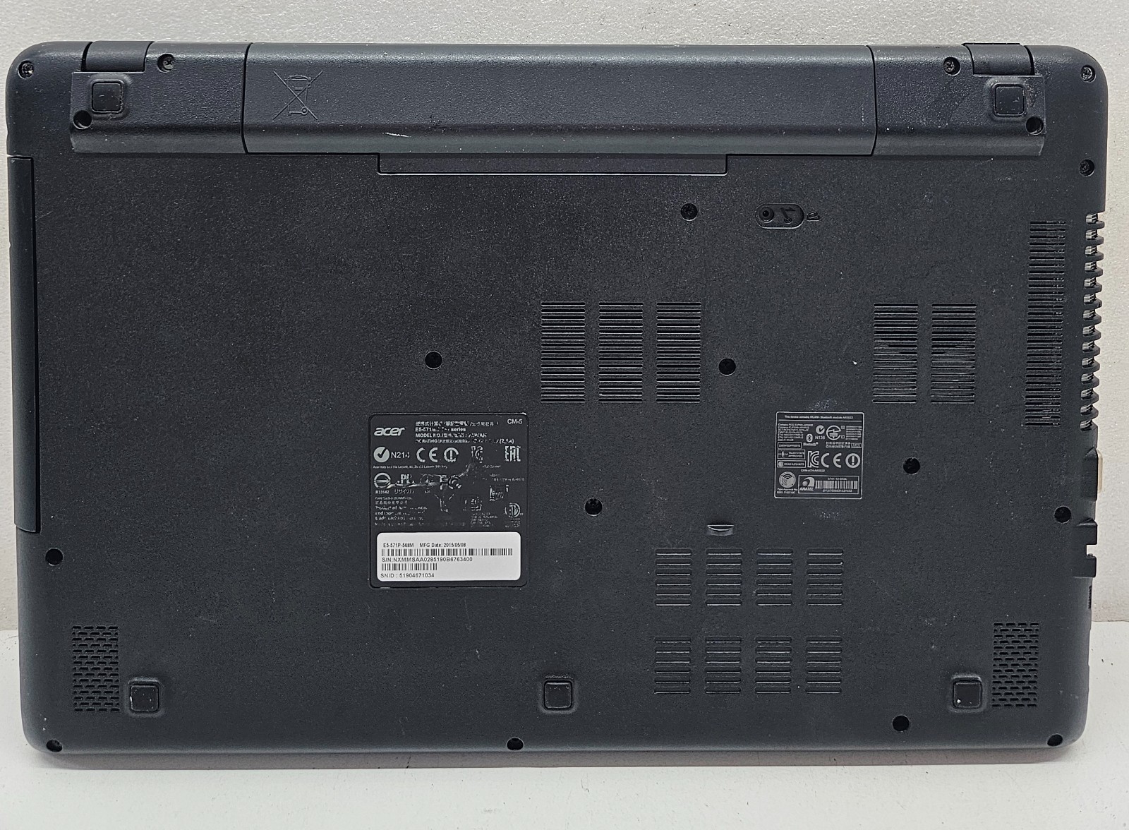 Acer Aspire E15 Touch E5-571P Laptop Intel i5-5200U 8GB Ram 1TB HDD NO OS (FL)