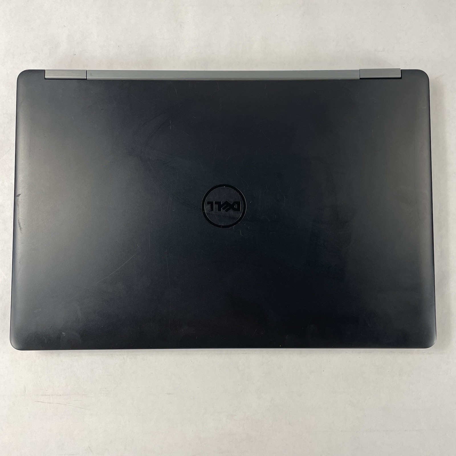 Dell Latitude E5570 15.6″ i3-6300U 2.40 GHz 8 GB RAM No SSD No OS No Battery