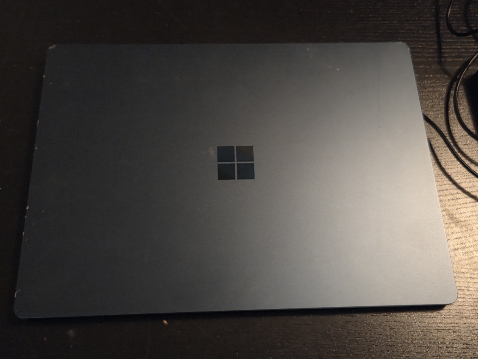 Microsoft Surface Laptop 3 1867 13.5″ i5-1035G7 1.5GHz 8GB RAM 128GB W/Charger